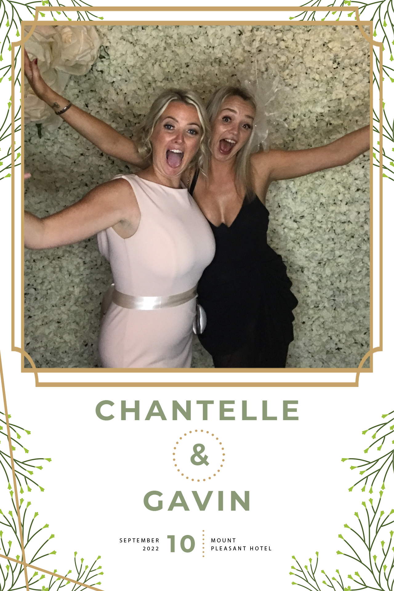 Chantelle and Gavin | View more photos from the event at gallery.blissbooth.co.uk/u/BlissBooth/Chantelle-and-Gavin