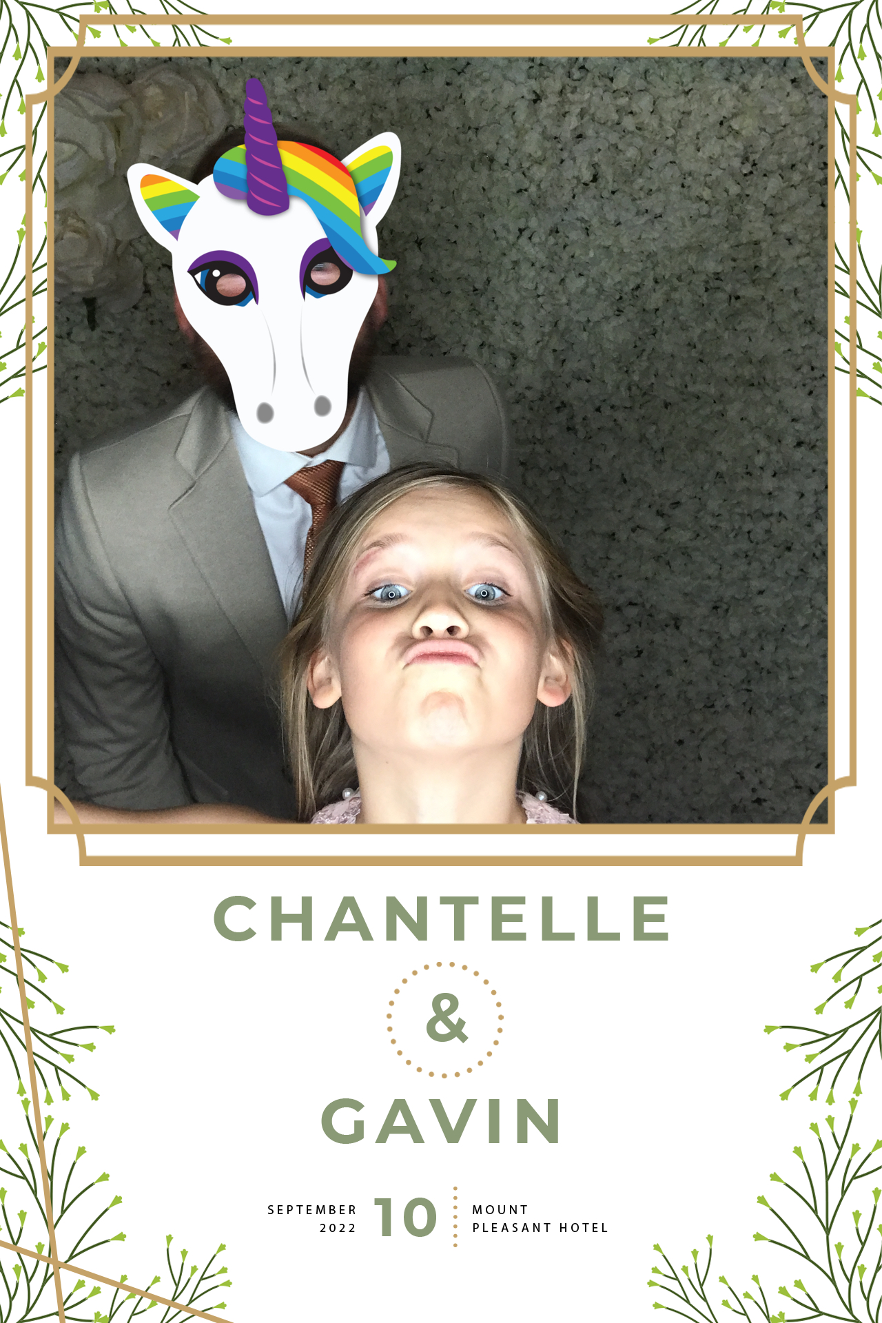 Chantelle and Gavin | View more photos from the event at gallery.blissbooth.co.uk/u/BlissBooth/Chantelle-and-Gavin