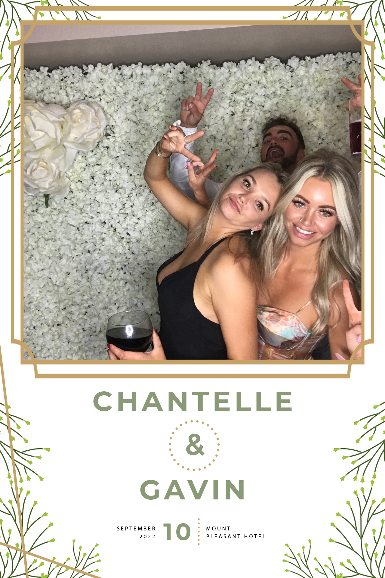 Chantelle and Gavin | View more photos from the event at gallery.blissbooth.co.uk/u/BlissBooth/Chantelle-and-Gavin