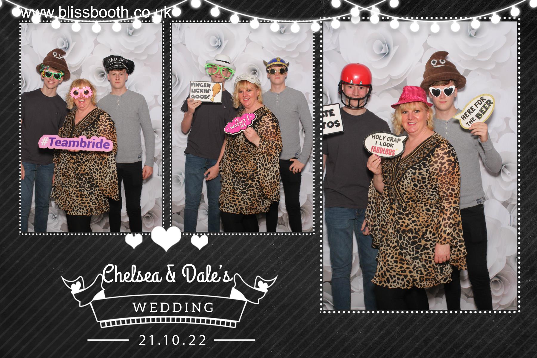 Chelsea and Dale | View more photos from the event at gallery.blissbooth.co.uk/u/BlissBooth/Chelsea-and-Dale