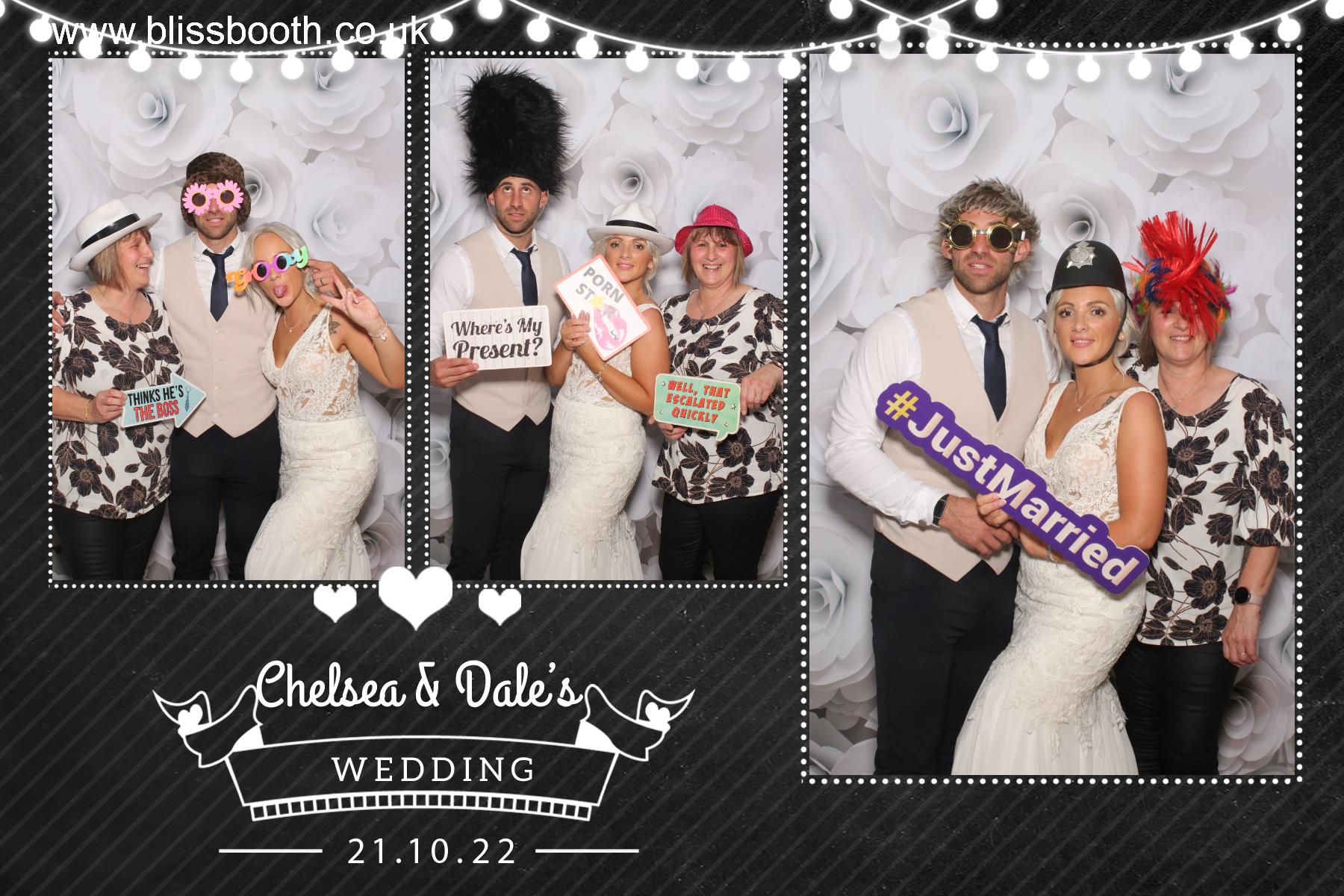 Chelsea and Dale | View more photos from the event at gallery.blissbooth.co.uk/u/BlissBooth/Chelsea-and-Dale