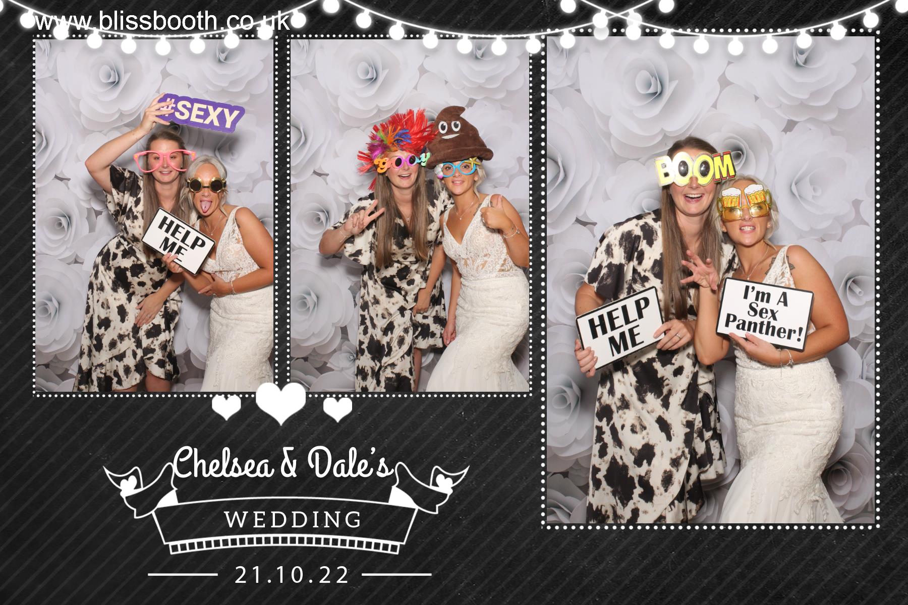 Chelsea and Dale | View more photos from the event at gallery.blissbooth.co.uk/u/BlissBooth/Chelsea-and-Dale