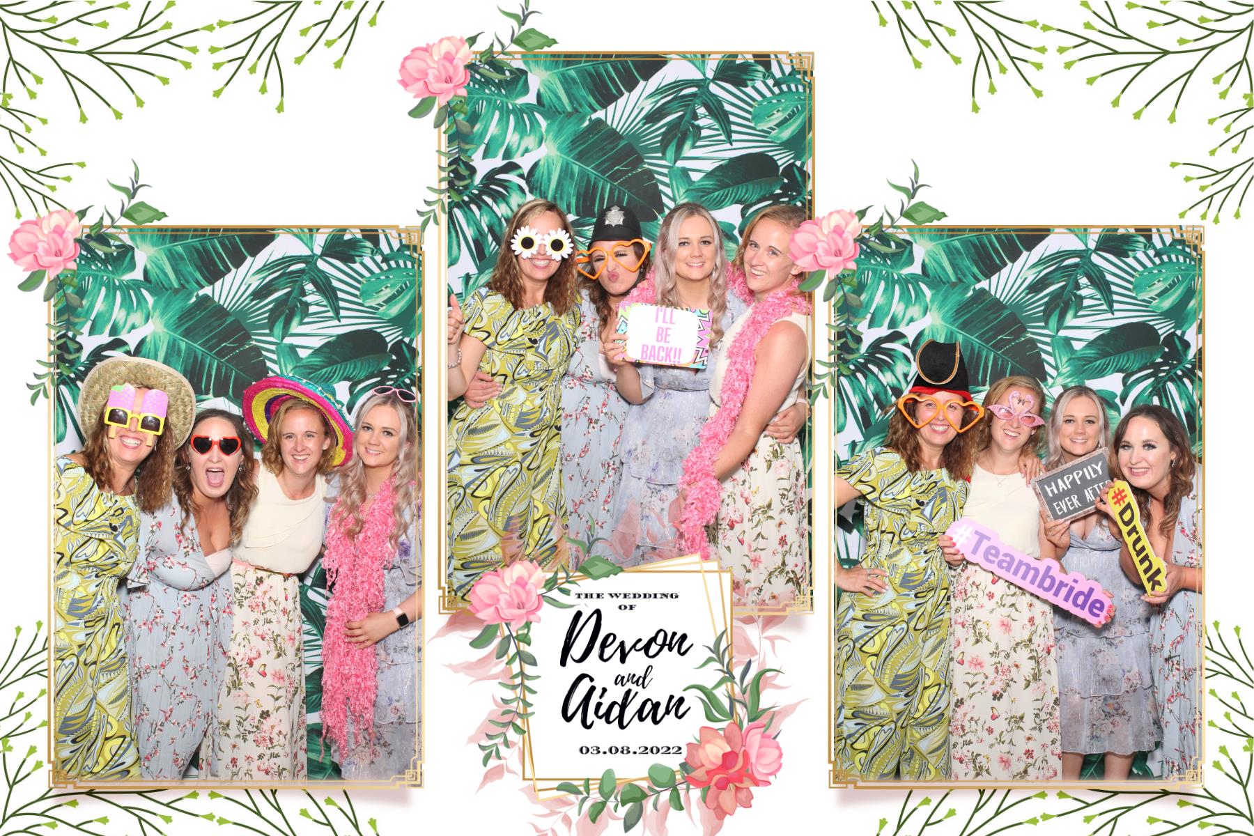 Devon and Aidan | View more photos from the event at gallery.blissbooth.co.uk/u/BlissBooth/Devon-and-Aidan