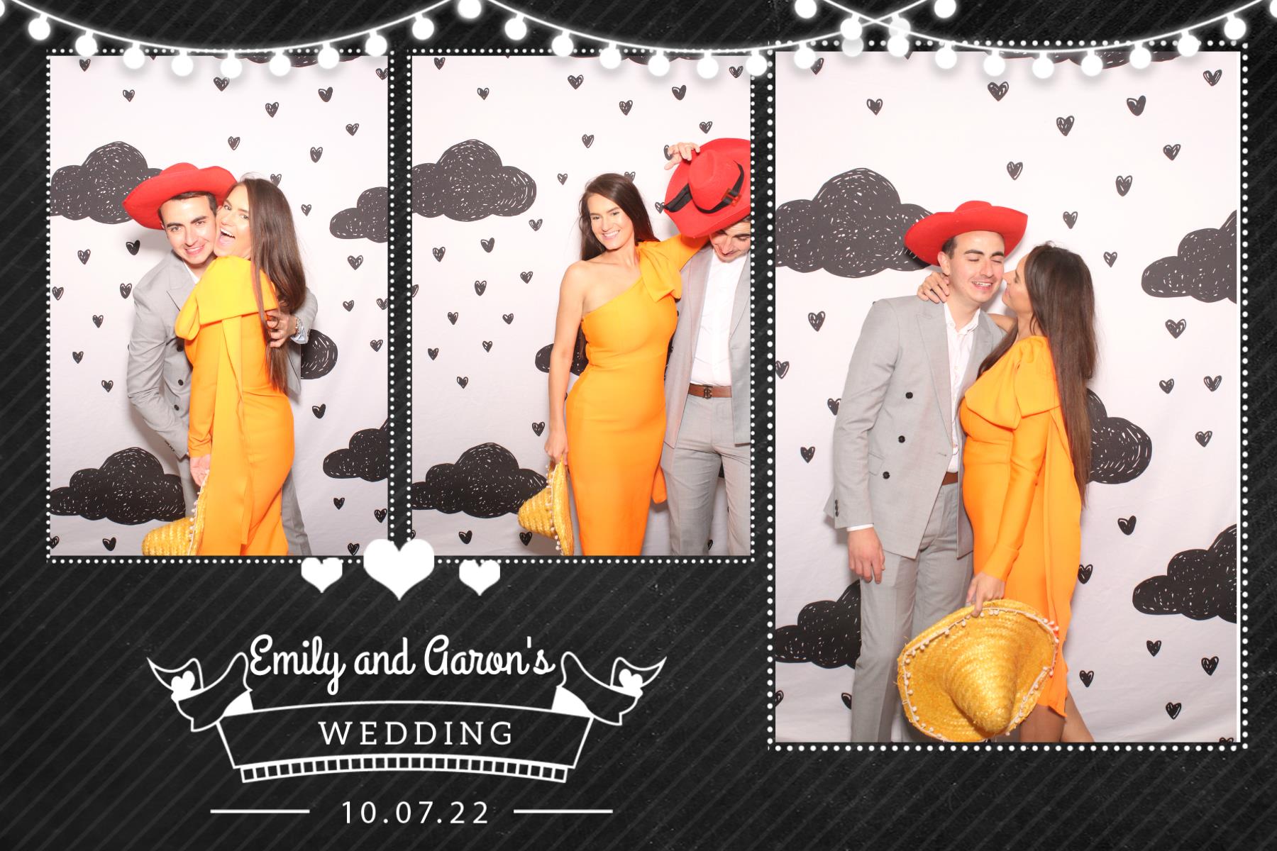 Emily and Aaron | View more photos from the event at gallery.blissbooth.co.uk/u/BlissBooth/Emily-and-Aaron