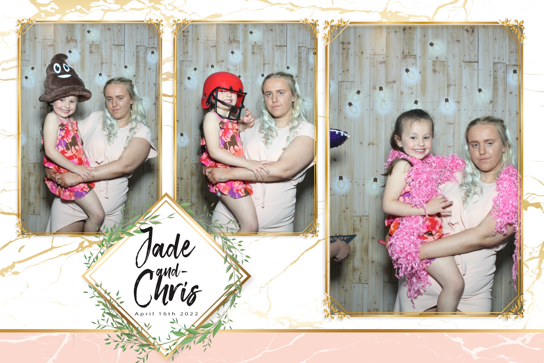 Jade and Chris | View more photos from the event at gallery.blissbooth.co.uk/u/BlissBooth/Jade-and-Chris