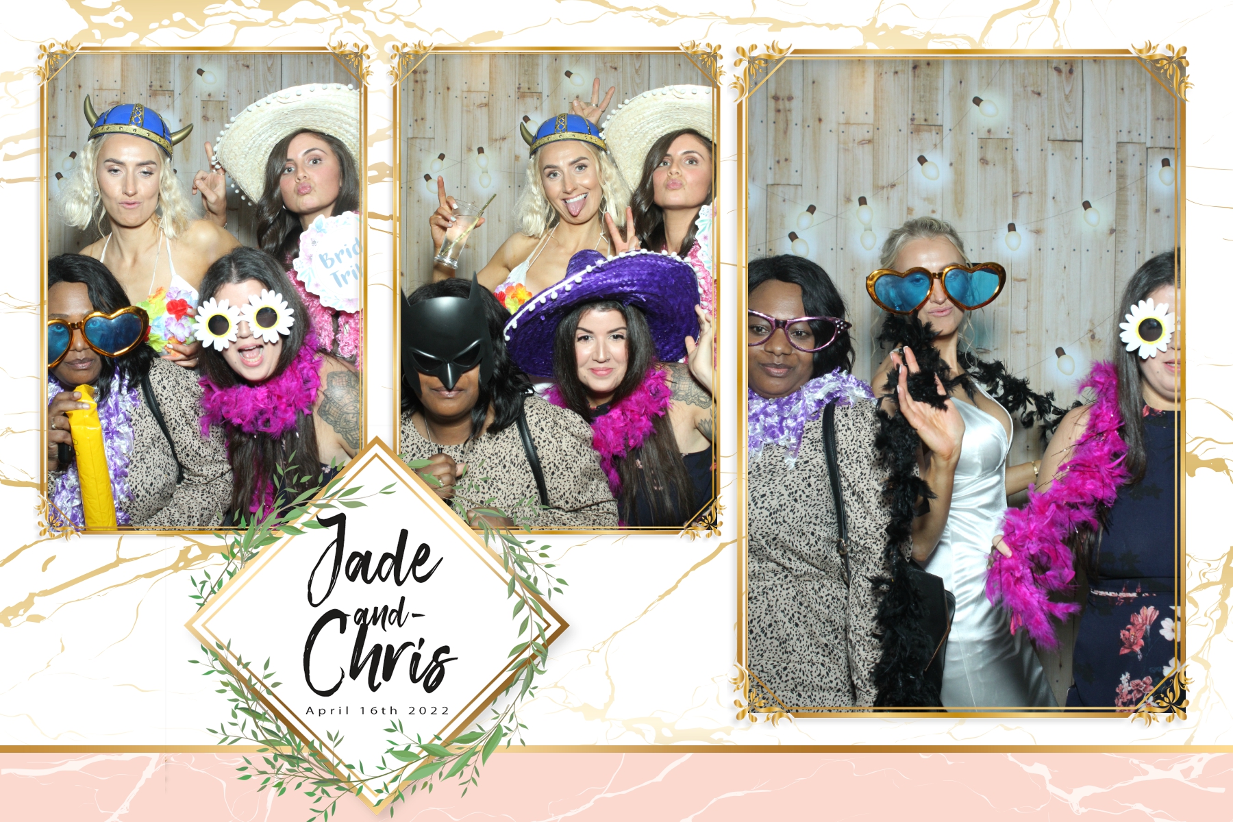 Jade and Chris | View more photos from the event at gallery.blissbooth.co.uk/u/BlissBooth/Jade-and-Chris