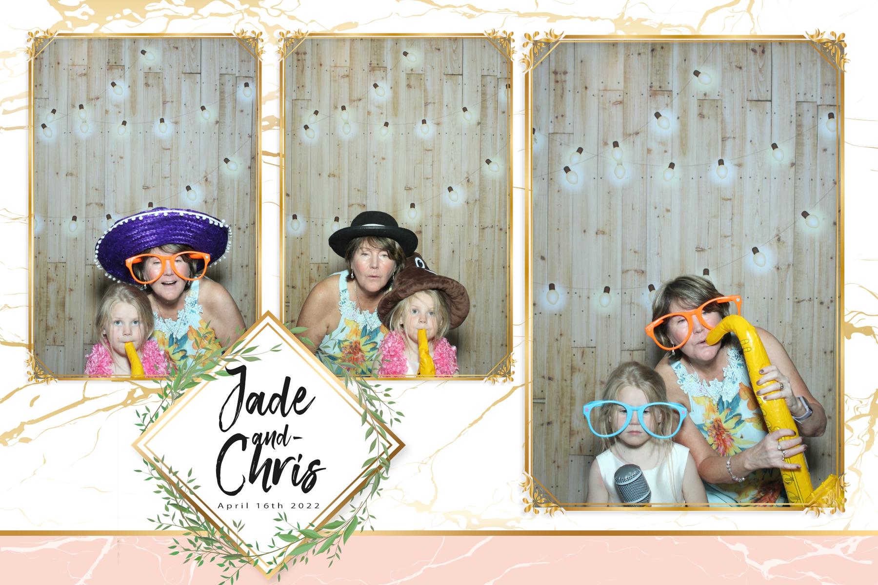 Jade and Chris | View more photos from the event at gallery.blissbooth.co.uk/u/BlissBooth/Jade-and-Chris