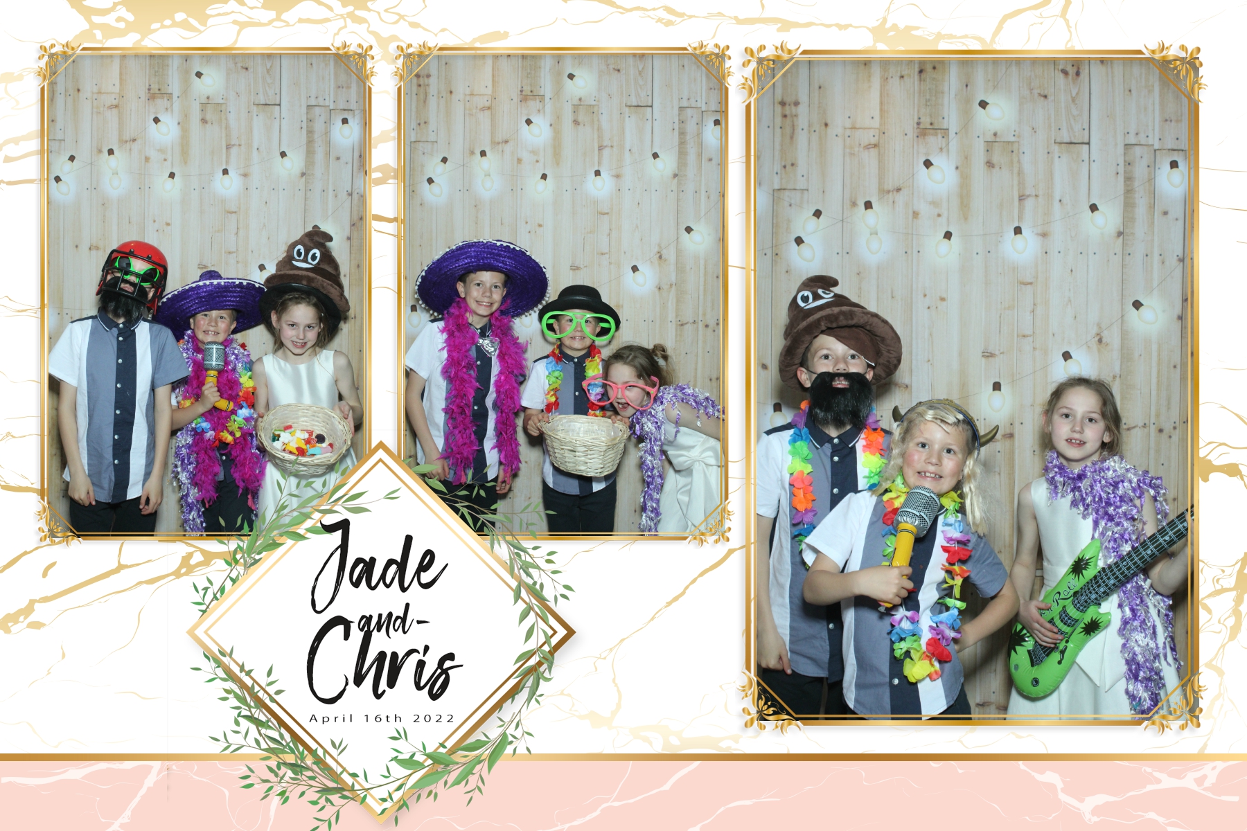 Jade and Chris | View more photos from the event at gallery.blissbooth.co.uk/u/BlissBooth/Jade-and-Chris