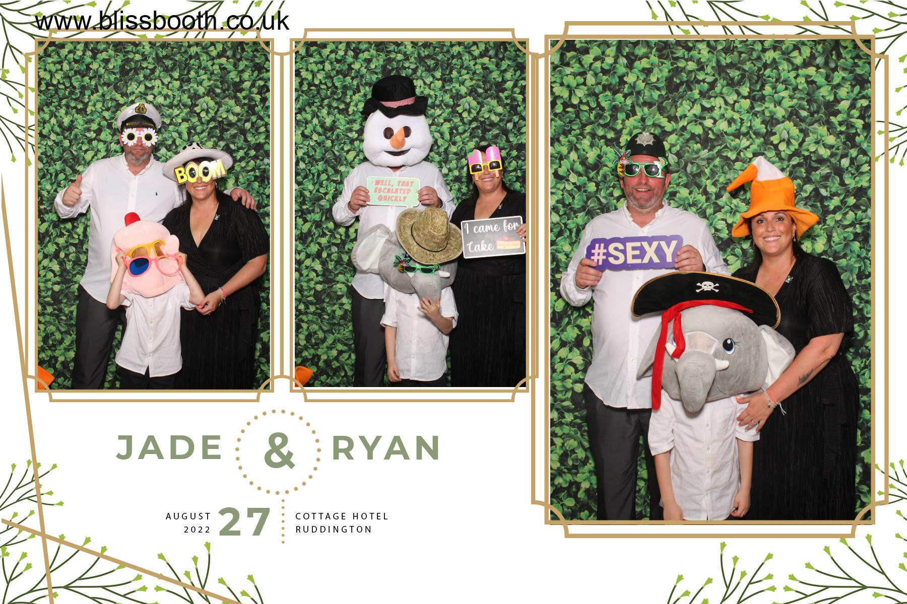 Jade and Ryan | View more photos from the event at gallery.blissbooth.co.uk/u/BlissBooth/Jade-and-Ryan