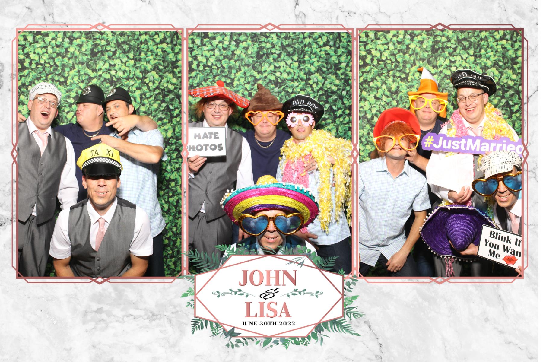 John and Lisa | View more photos from the event at gallery.blissbooth.co.uk/u/BlissBooth/John-and-Lisa