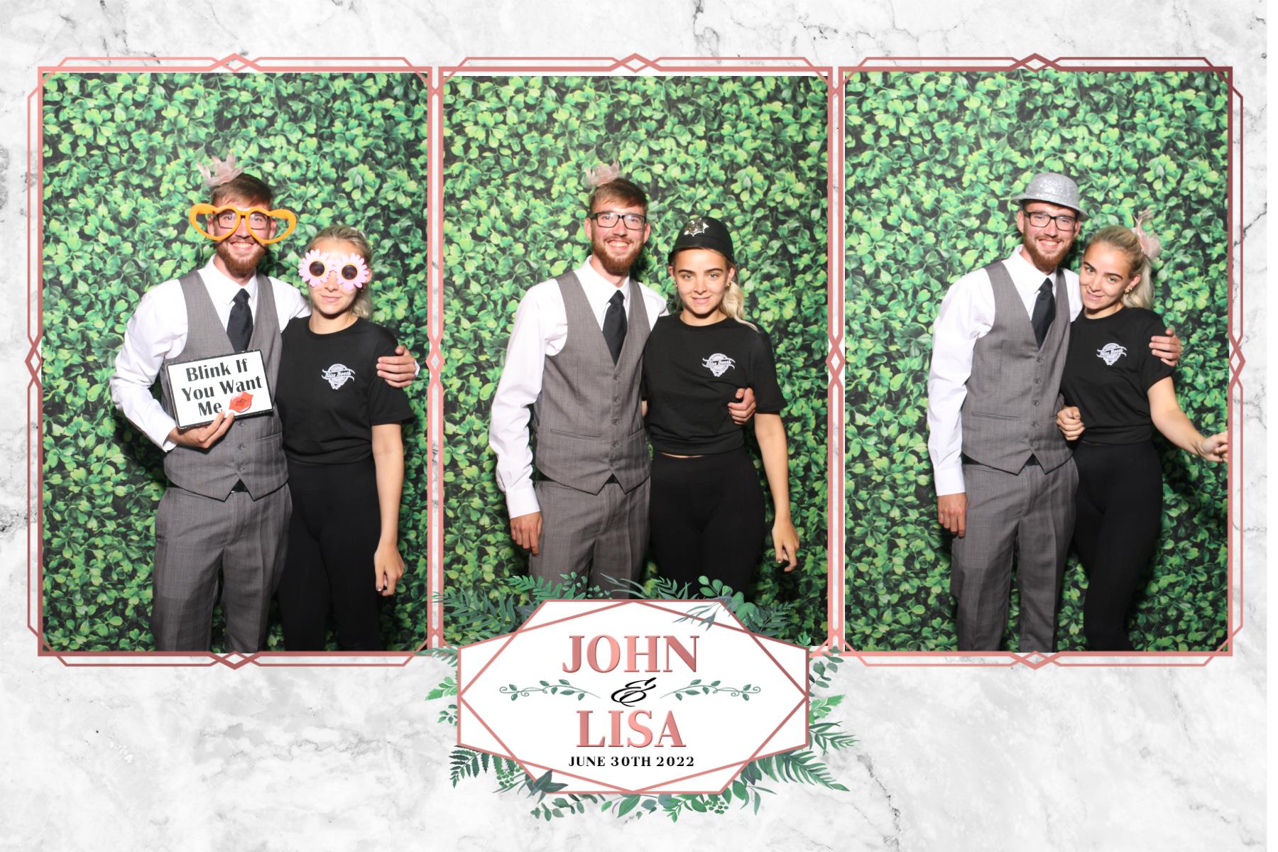 John and Lisa | View more photos from the event at gallery.blissbooth.co.uk/u/BlissBooth/John-and-Lisa