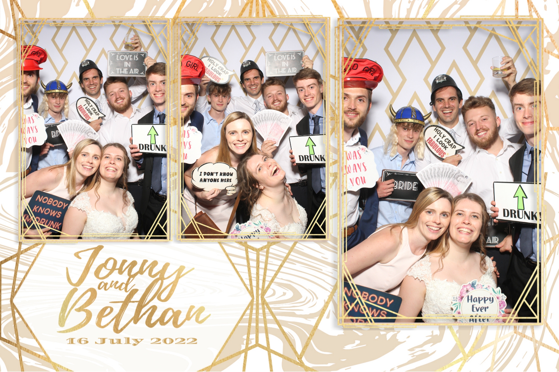 Jonny and Bethan | View more photos from the event at gallery.blissbooth.co.uk/u/BlissBooth/Jonny-and-Bethan