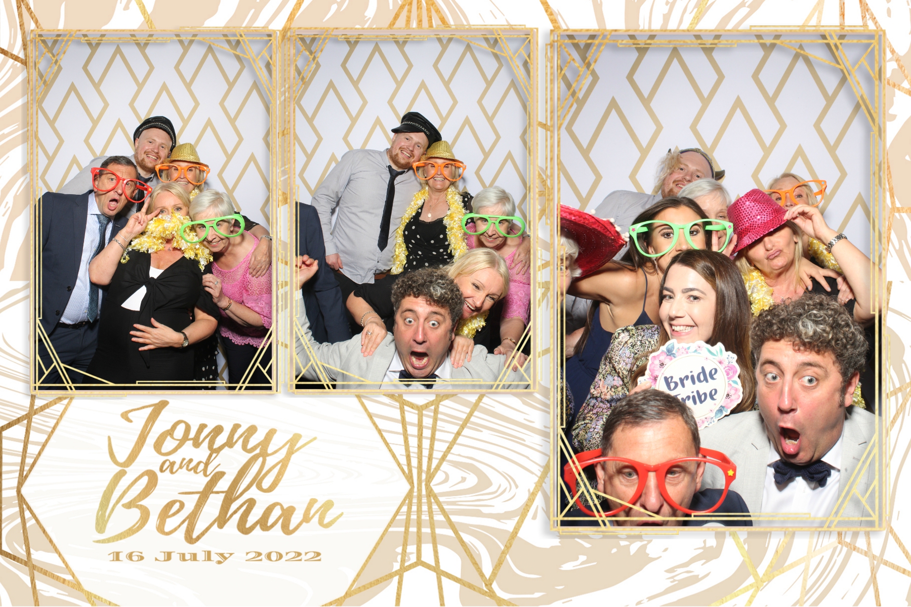 Jonny and Bethan | View more photos from the event at gallery.blissbooth.co.uk/u/BlissBooth/Jonny-and-Bethan