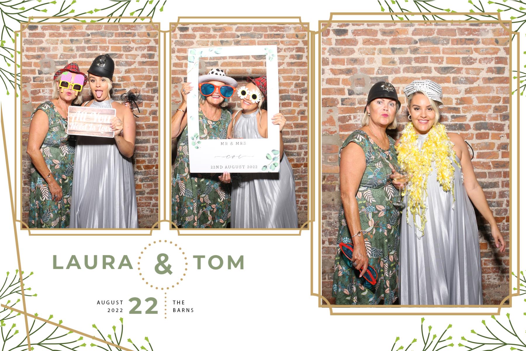 Laura and Tom | View more photos from the event at gallery.blissbooth.co.uk/u/BlissBooth/Laura-and-Tom-0