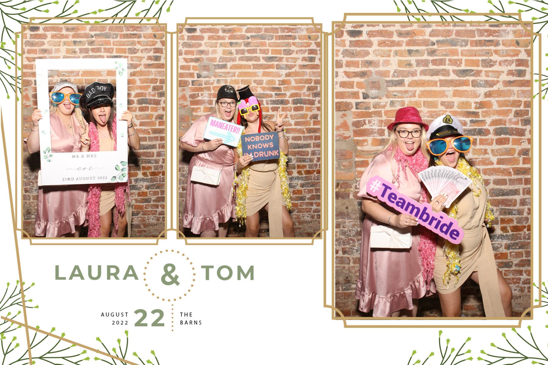 Laura and Tom | View more photos from the event at gallery.blissbooth.co.uk/u/BlissBooth/Laura-and-Tom-0