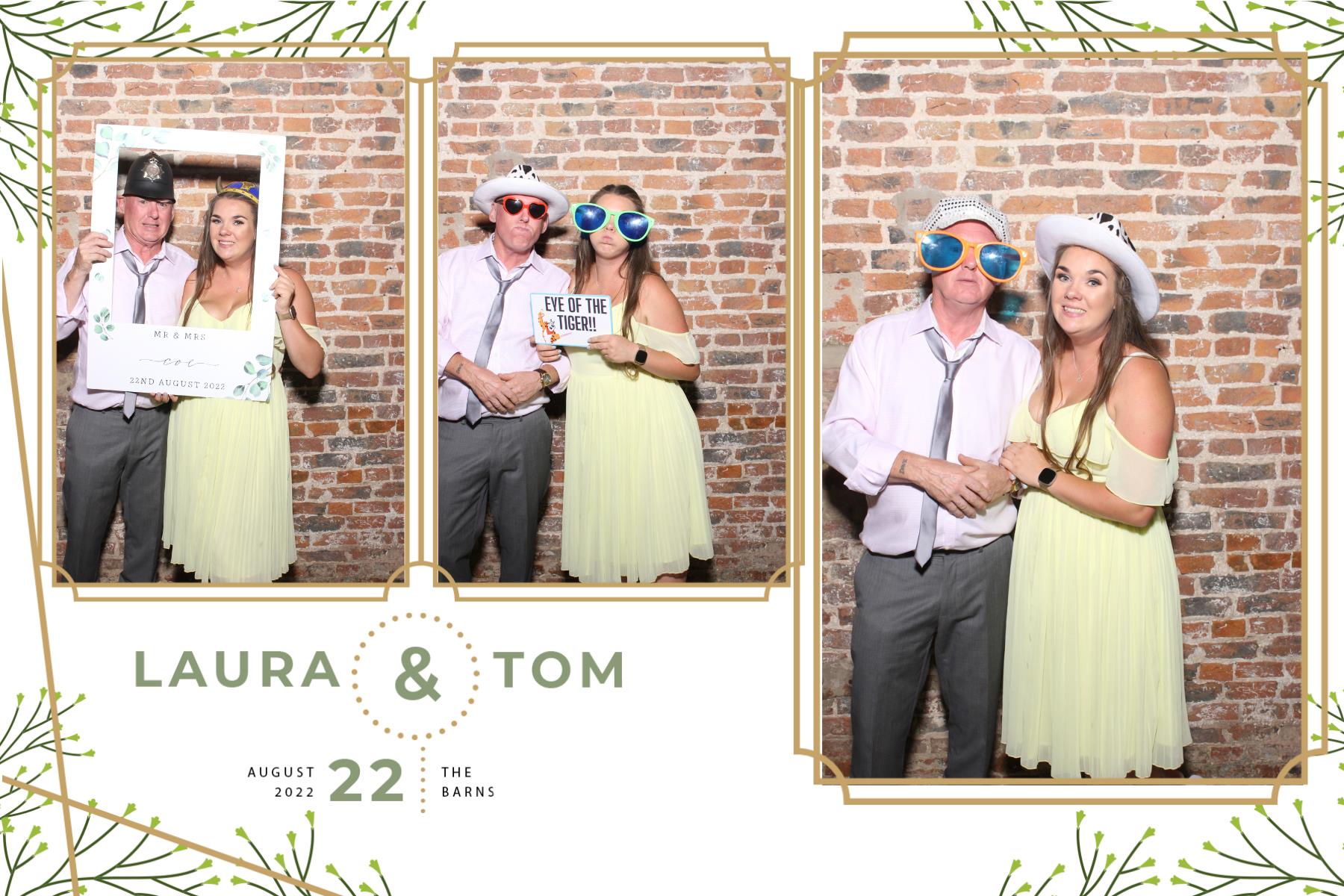 Laura and Tom | View more photos from the event at gallery.blissbooth.co.uk/u/BlissBooth/Laura-and-Tom-0