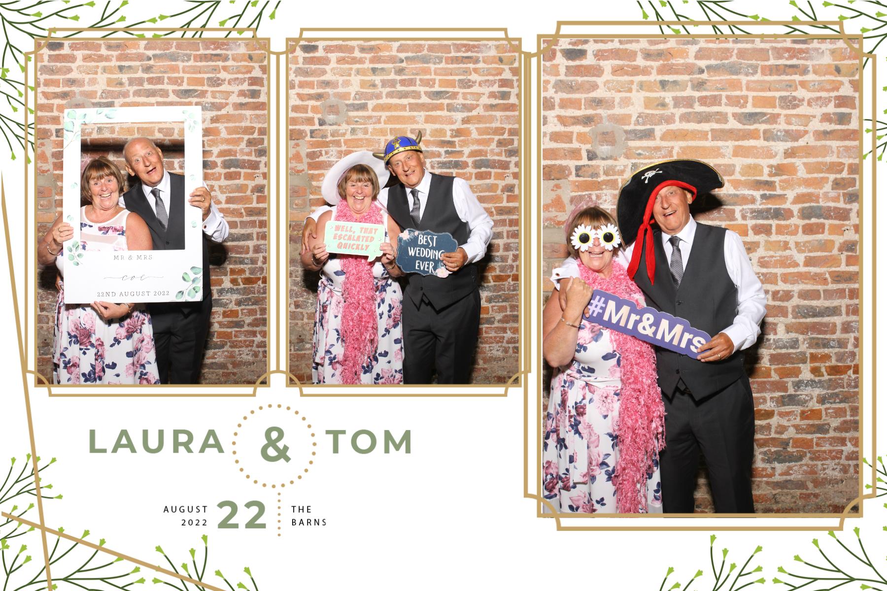 Laura and Tom | View more photos from the event at gallery.blissbooth.co.uk/u/BlissBooth/Laura-and-Tom-0