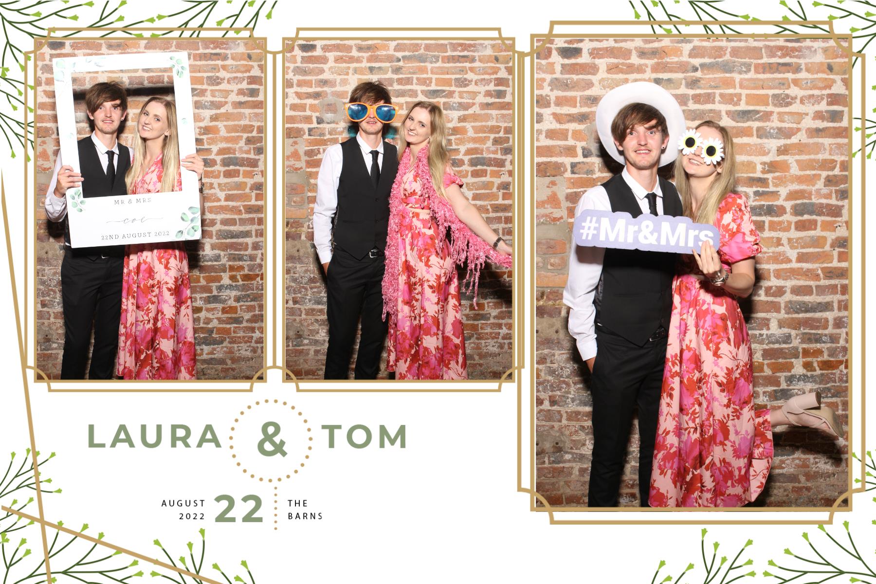 Laura and Tom | View more photos from the event at gallery.blissbooth.co.uk/u/BlissBooth/Laura-and-Tom-0