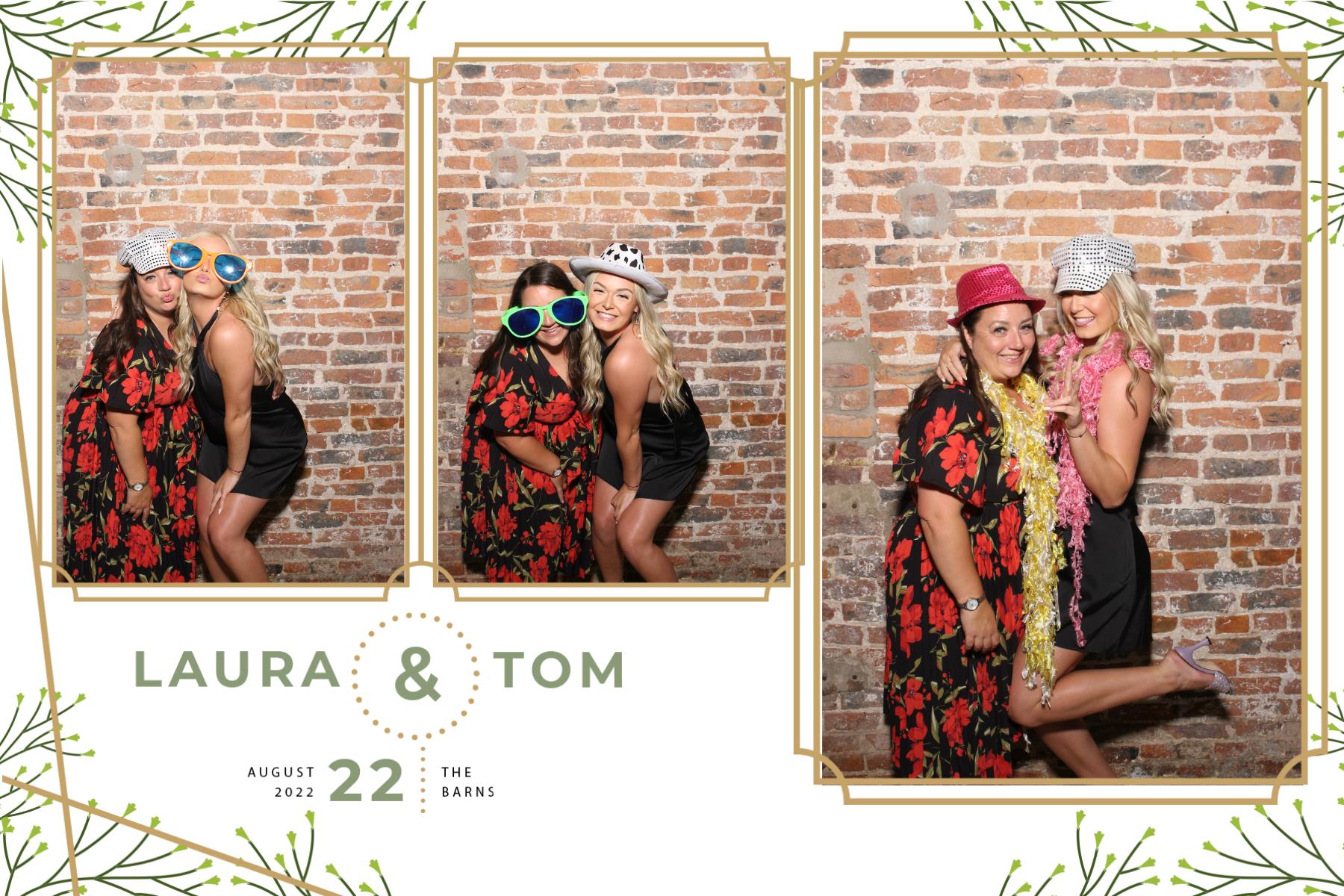 Laura and Tom | View more photos from the event at gallery.blissbooth.co.uk/u/BlissBooth/Laura-and-Tom-0