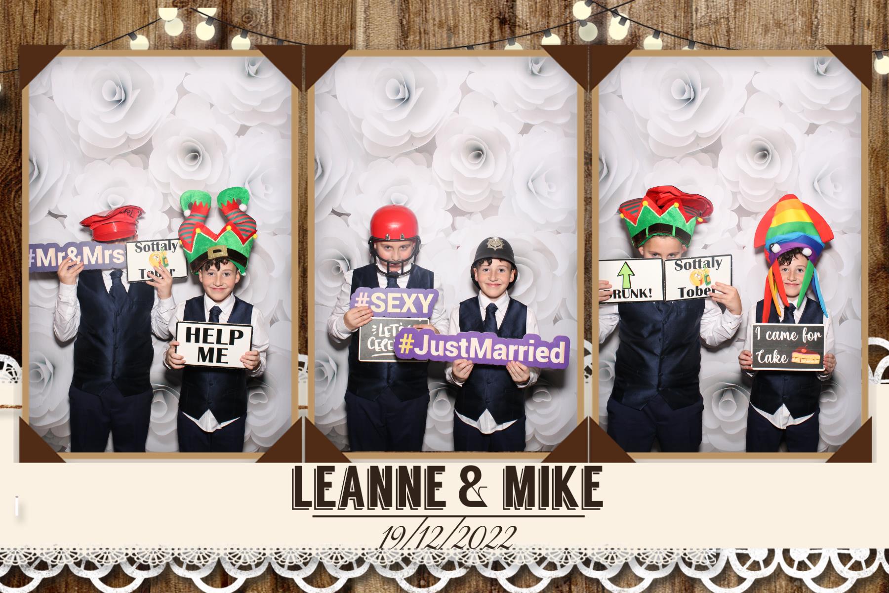 Leanne & Mike's wedding | View more photos from the event at gallery.blissbooth.co.uk/u/BlissBooth/Leanne-Mikes-wedding