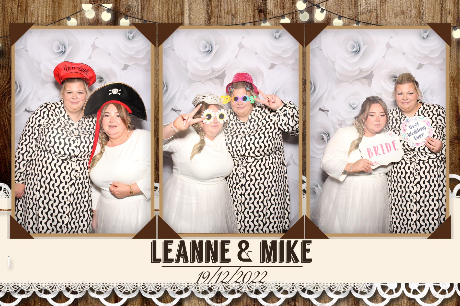 Leanne & Mike's wedding | View more photos from the event at gallery.blissbooth.co.uk/u/BlissBooth/Leanne-Mikes-wedding