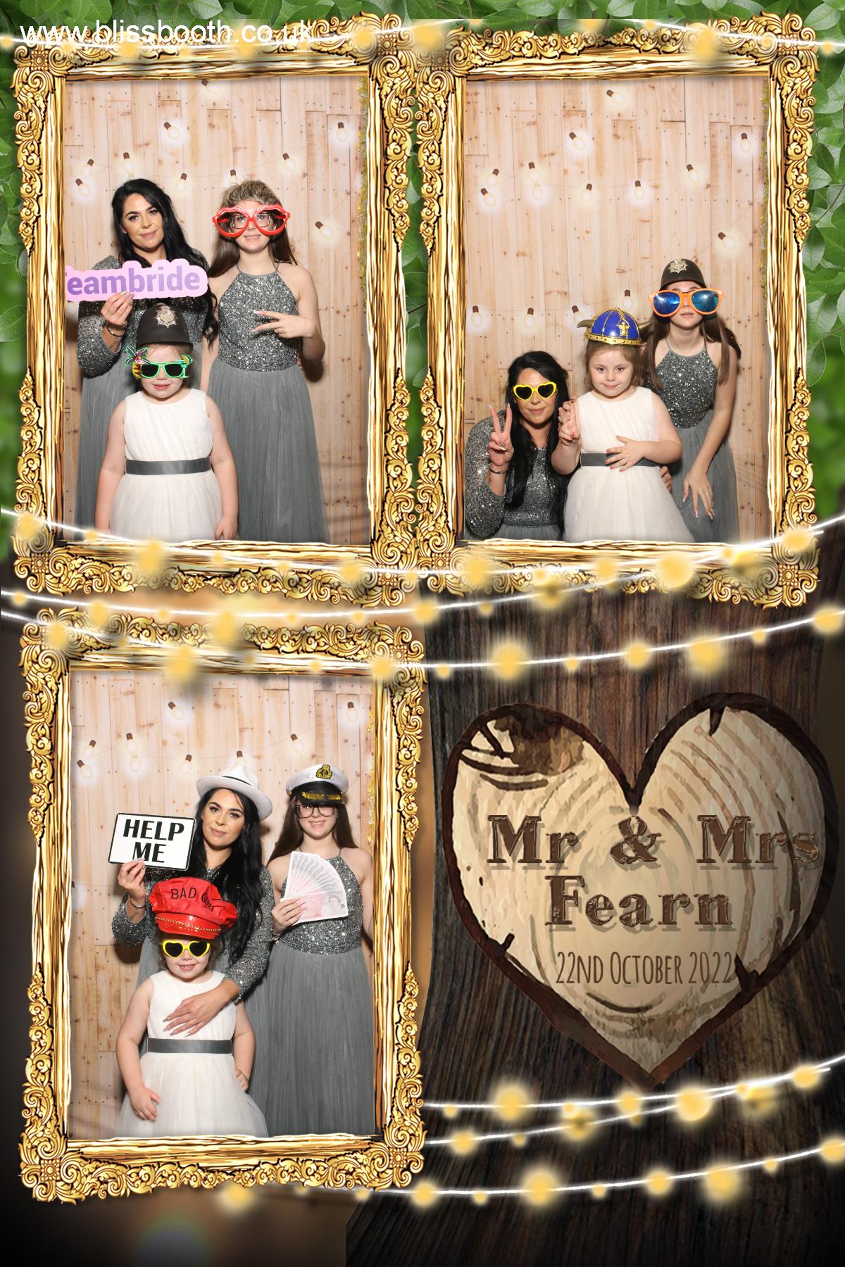Mr and Mrs Fearn | View more photos from the event at gallery.blissbooth.co.uk/u/BlissBooth/Mr-and-Mrs-Fearn