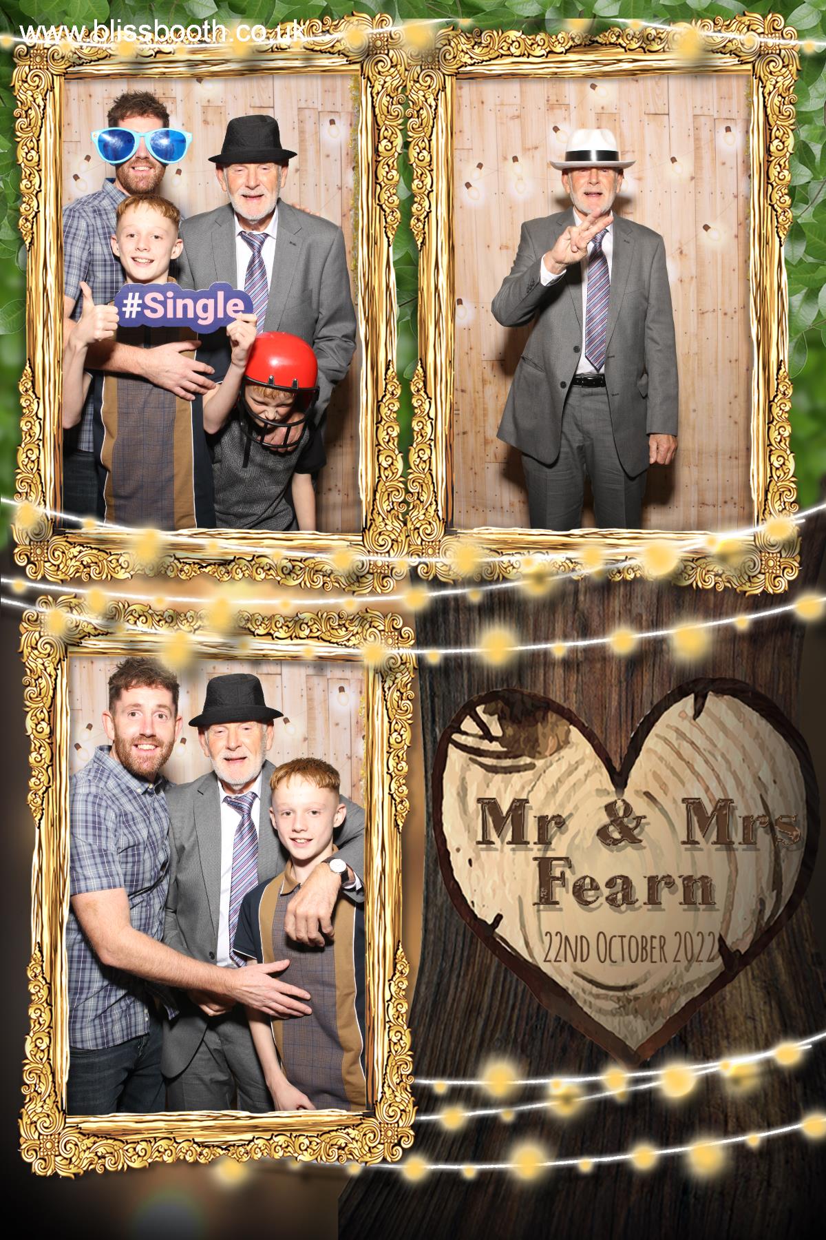 Mr and Mrs Fearn | View more photos from the event at gallery.blissbooth.co.uk/u/BlissBooth/Mr-and-Mrs-Fearn