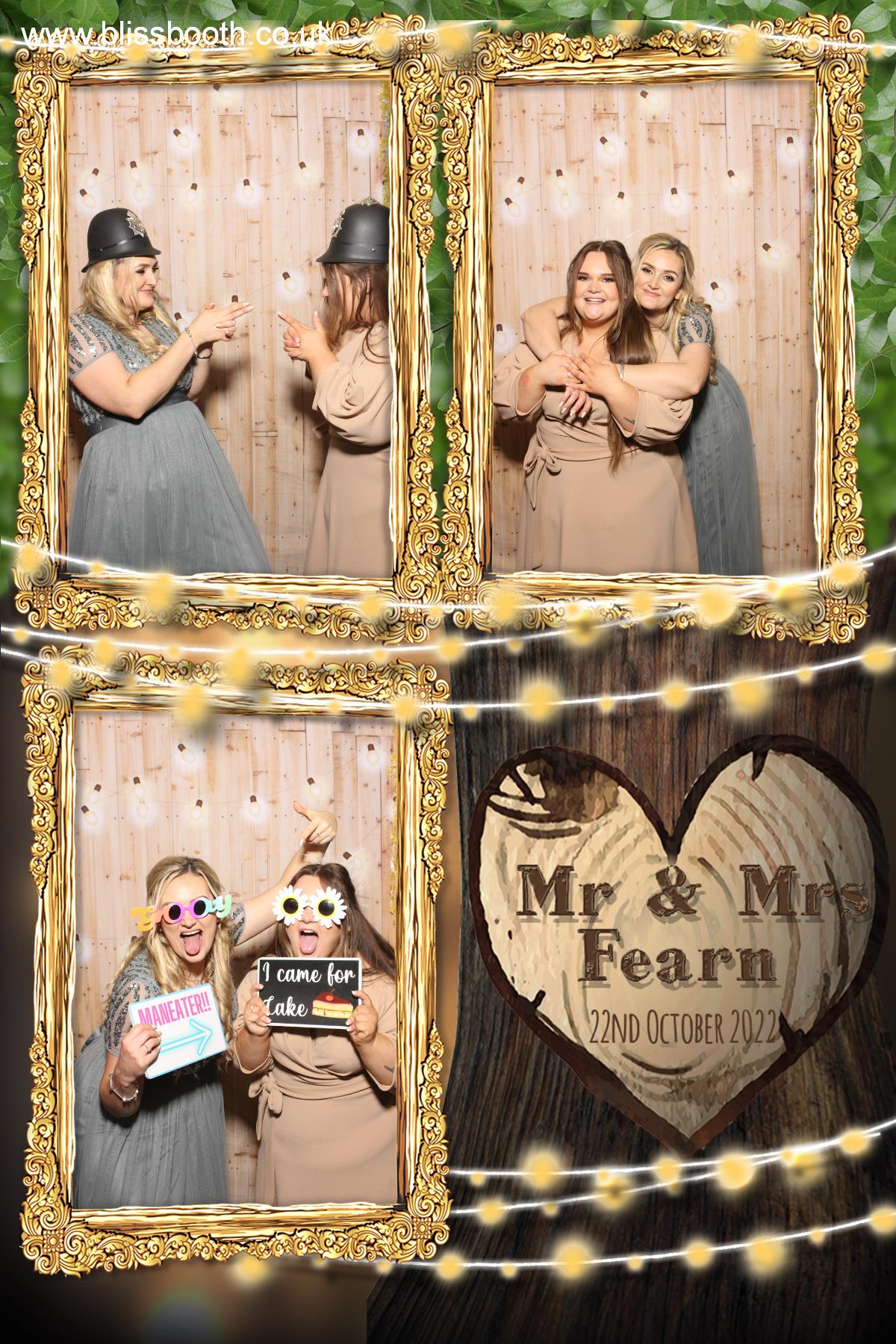 Mr and Mrs Fearn | View more photos from the event at gallery.blissbooth.co.uk/u/BlissBooth/Mr-and-Mrs-Fearn