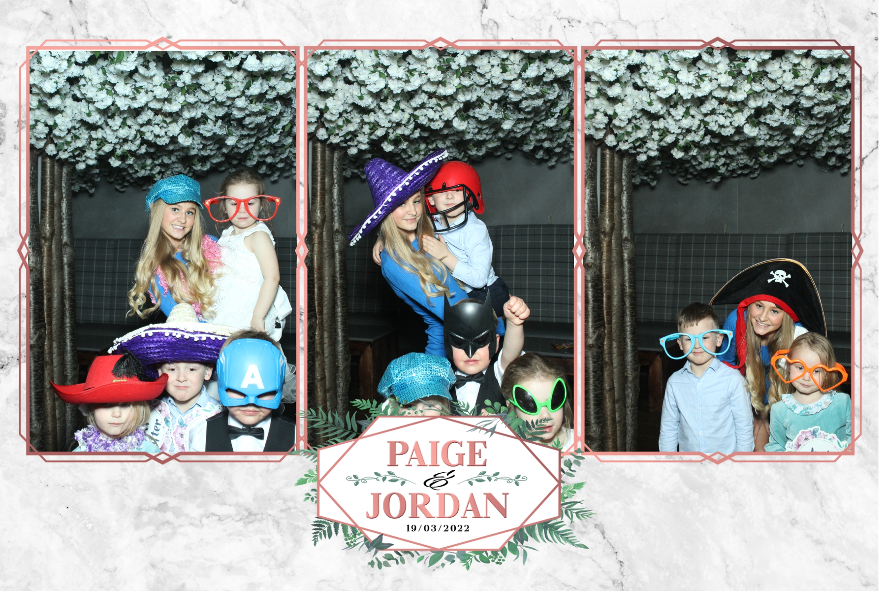 Paige and Jordan | View more photos from the event at gallery.blissbooth.co.uk/u/BlissBooth/Paige-and-Jordan