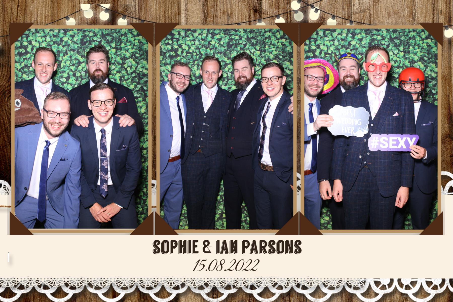 Sophie and Ian | View more photos from the event at gallery.blissbooth.co.uk/u/BlissBooth/Sophie-and-Ian