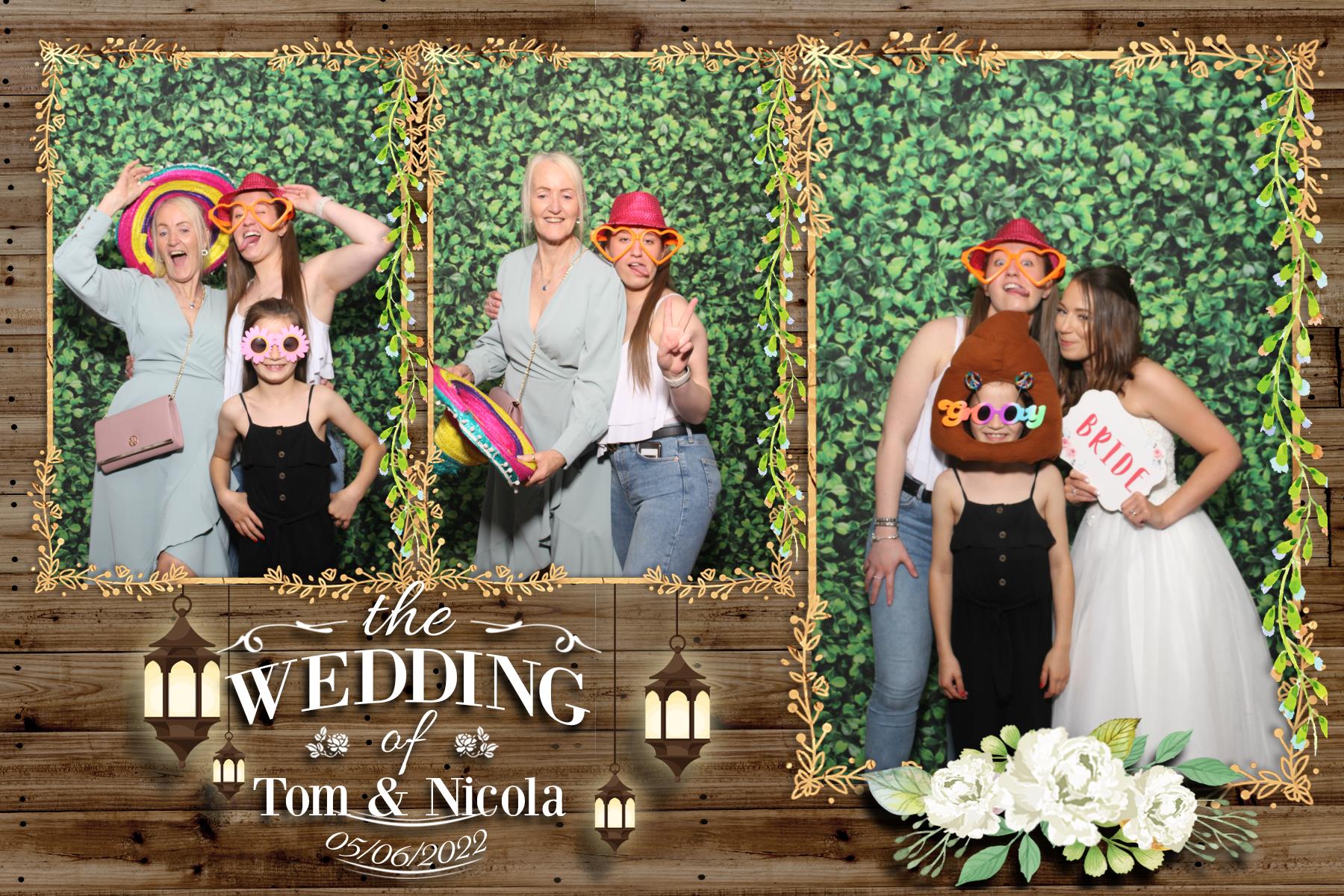 Tom and Nicola | View more photos from the event at gallery.blissbooth.co.uk/u/BlissBooth/Tom-and-Nicola