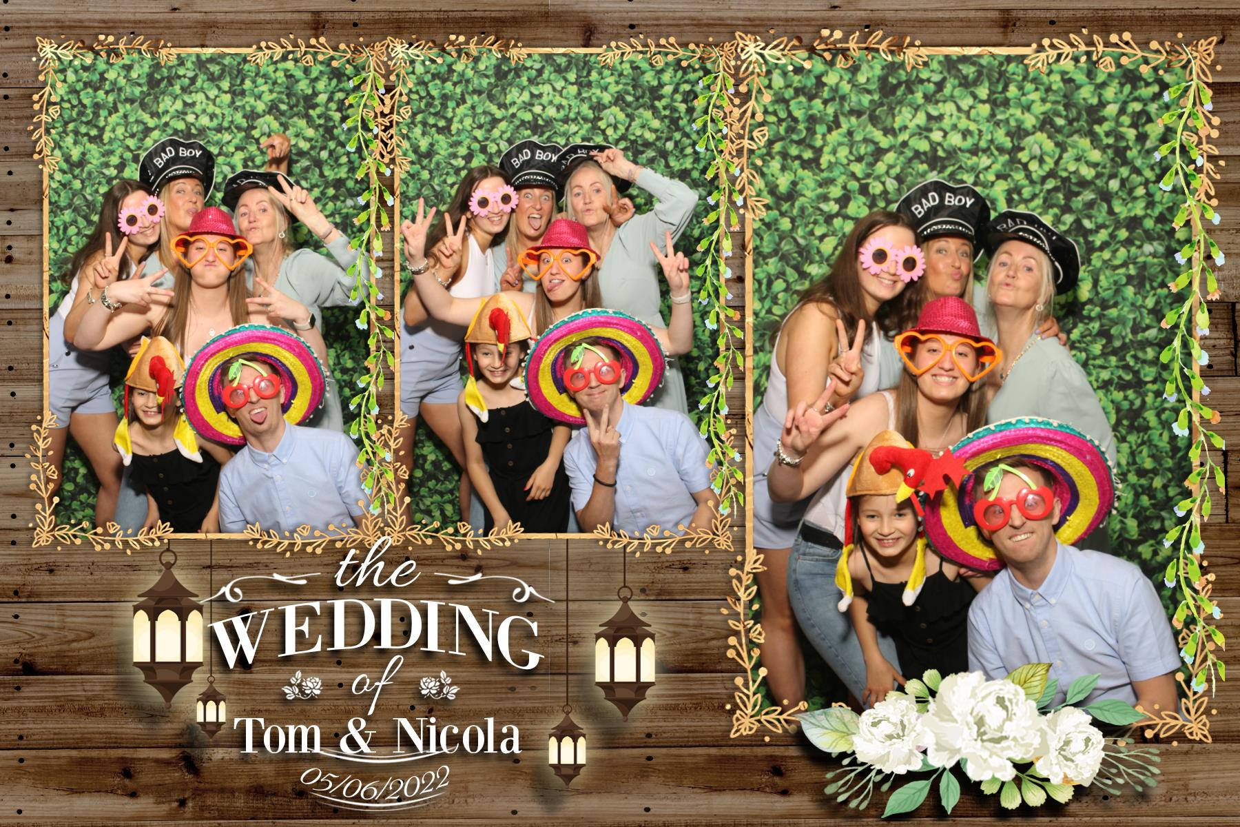Tom and Nicola | View more photos from the event at gallery.blissbooth.co.uk/u/BlissBooth/Tom-and-Nicola