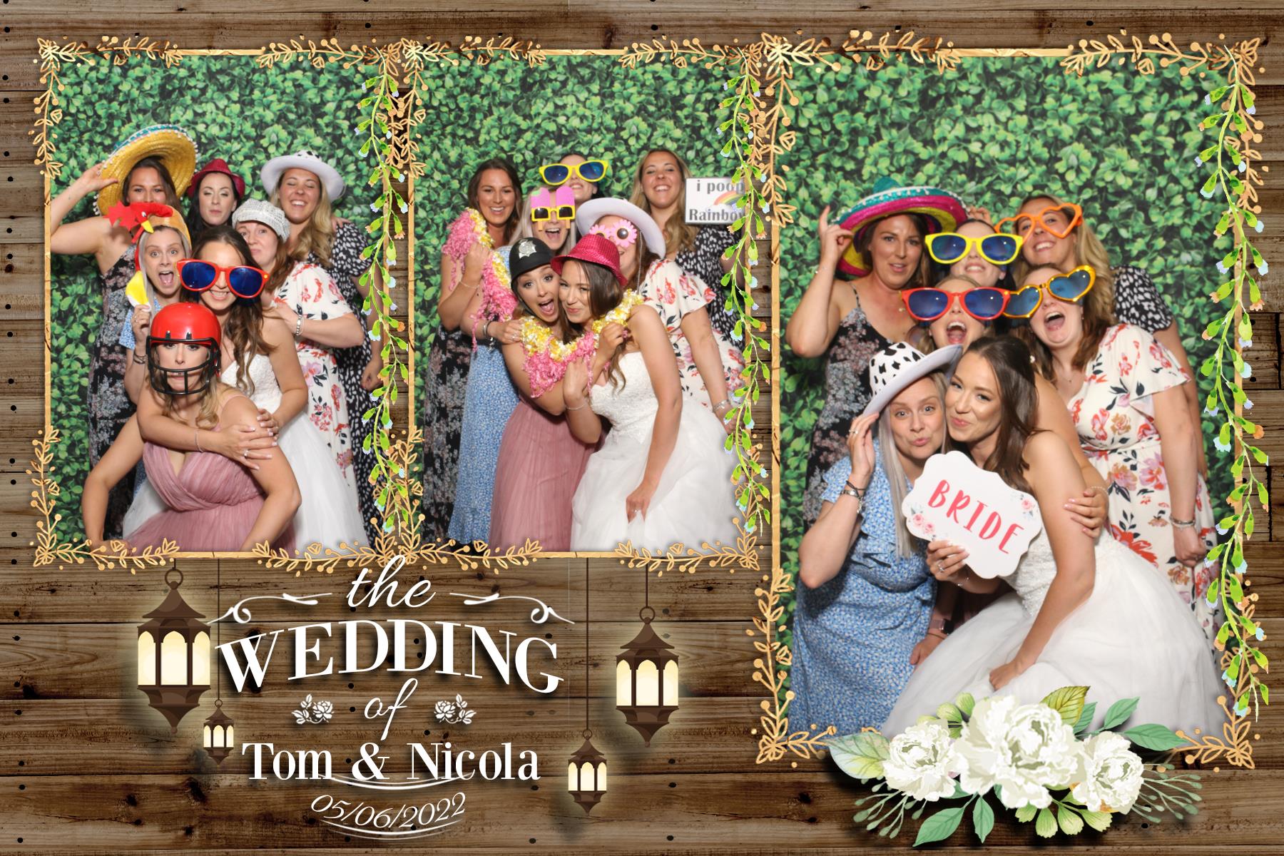 Tom and Nicola | View more photos from the event at gallery.blissbooth.co.uk/u/BlissBooth/Tom-and-Nicola