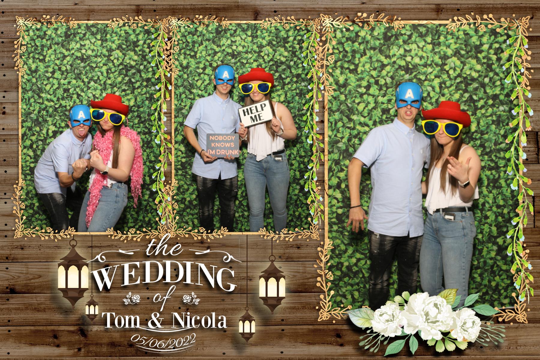 Tom and Nicola | View more photos from the event at gallery.blissbooth.co.uk/u/BlissBooth/Tom-and-Nicola