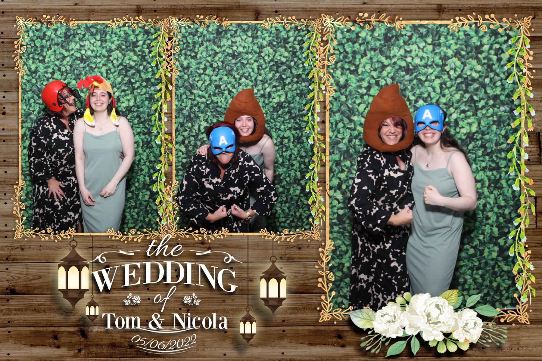 Tom and Nicola | View more photos from the event at gallery.blissbooth.co.uk/u/BlissBooth/Tom-and-Nicola