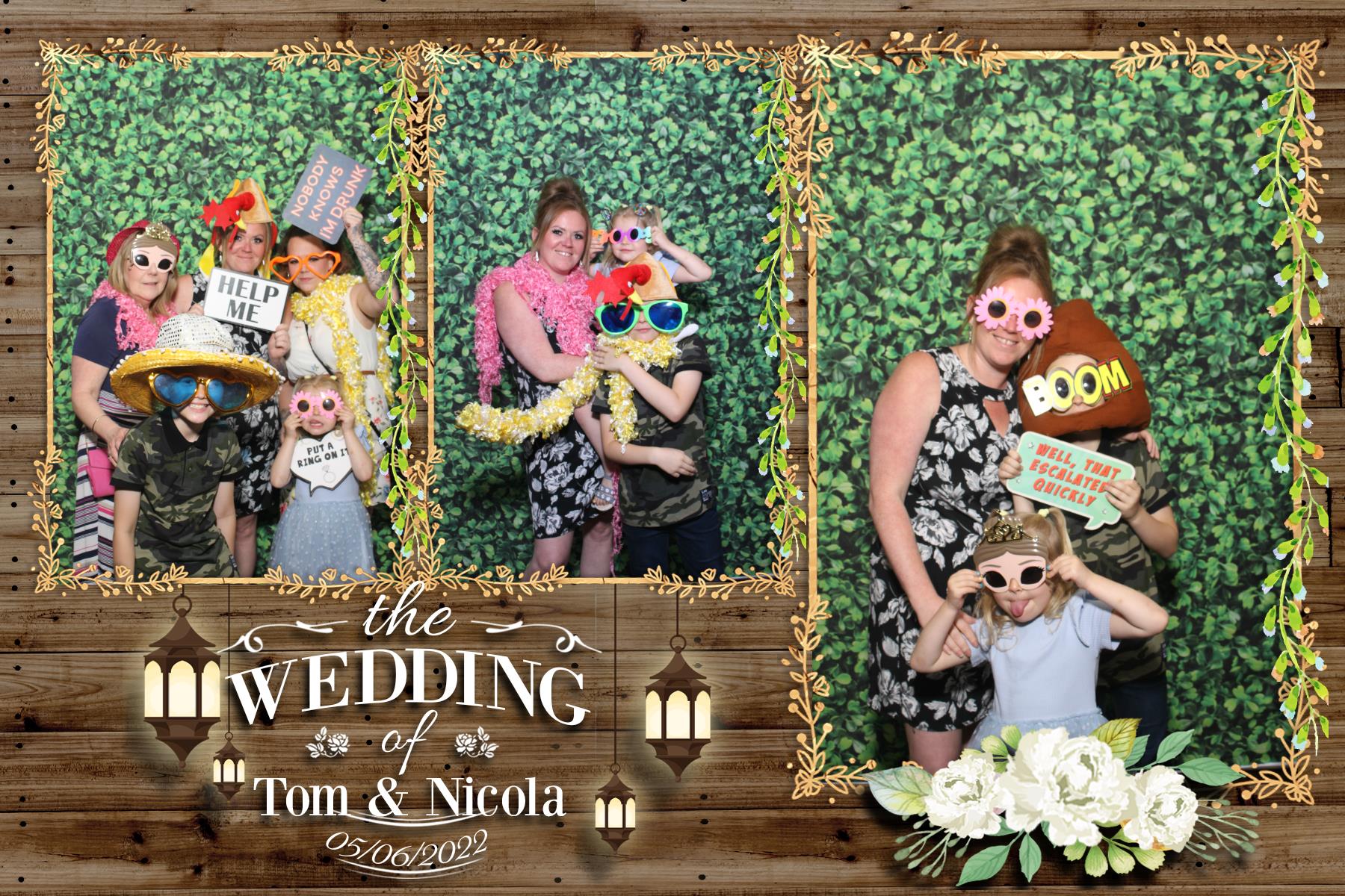 Tom and Nicola | View more photos from the event at gallery.blissbooth.co.uk/u/BlissBooth/Tom-and-Nicola