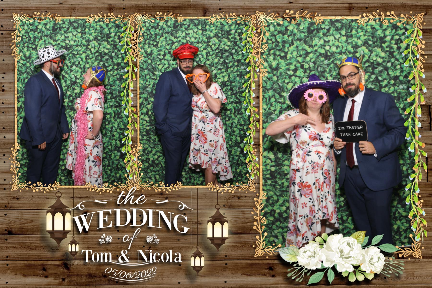 Tom and Nicola | View more photos from the event at gallery.blissbooth.co.uk/u/BlissBooth/Tom-and-Nicola