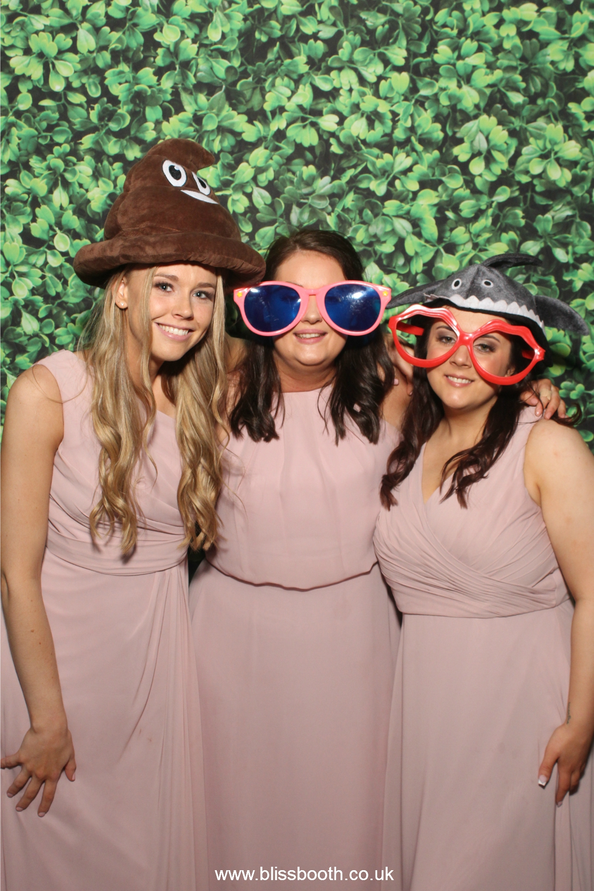 Zoe & Jamie | View more photos from the event at gallery.blissbooth.co.uk/u/BlissBooth/Zoe-Jamie