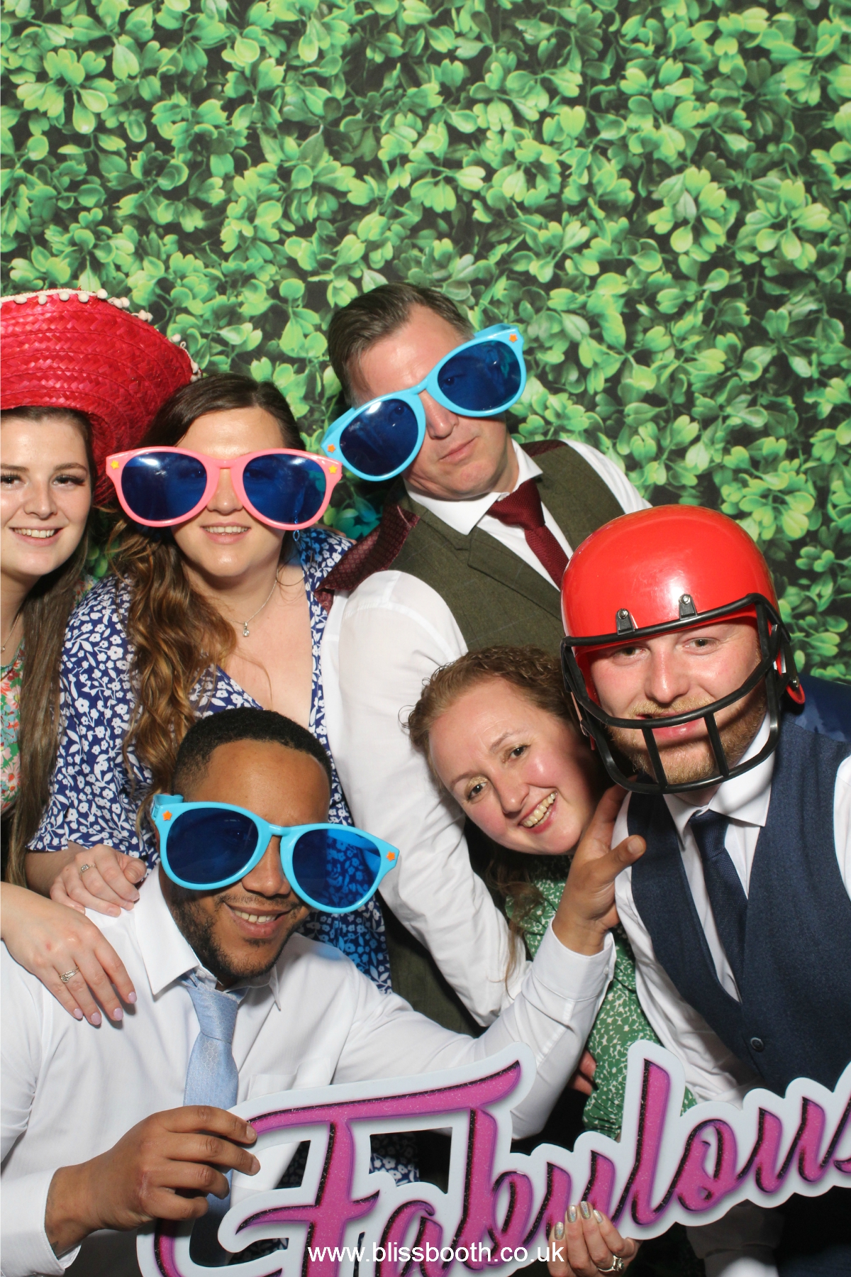 Zoe & Jamie | View more photos from the event at gallery.blissbooth.co.uk/u/BlissBooth/Zoe-Jamie