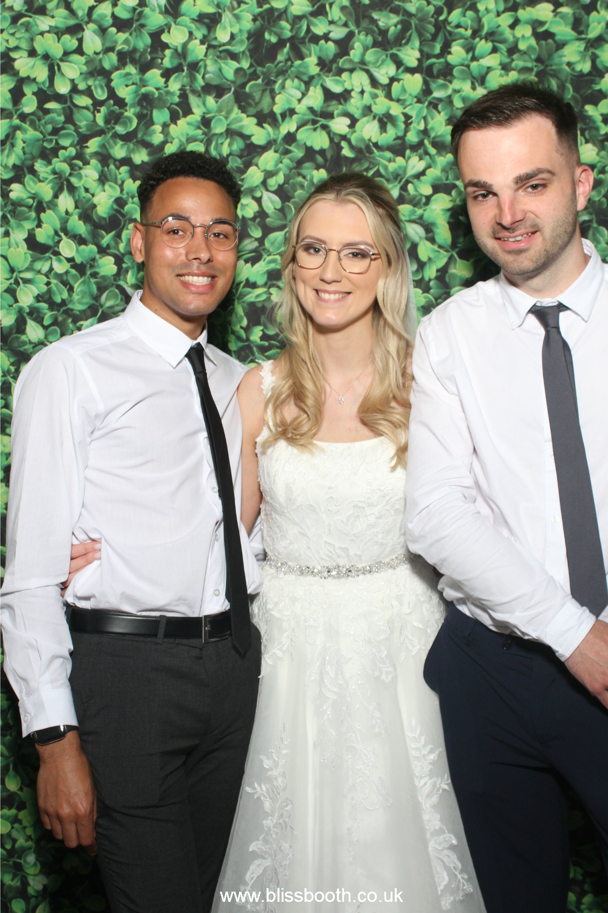 Zoe & Jamie | View more photos from the event at gallery.blissbooth.co.uk/u/BlissBooth/Zoe-Jamie