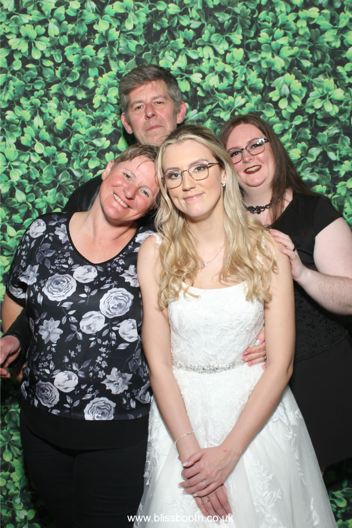 Zoe & Jamie | View more photos from the event at gallery.blissbooth.co.uk/u/BlissBooth/Zoe-Jamie