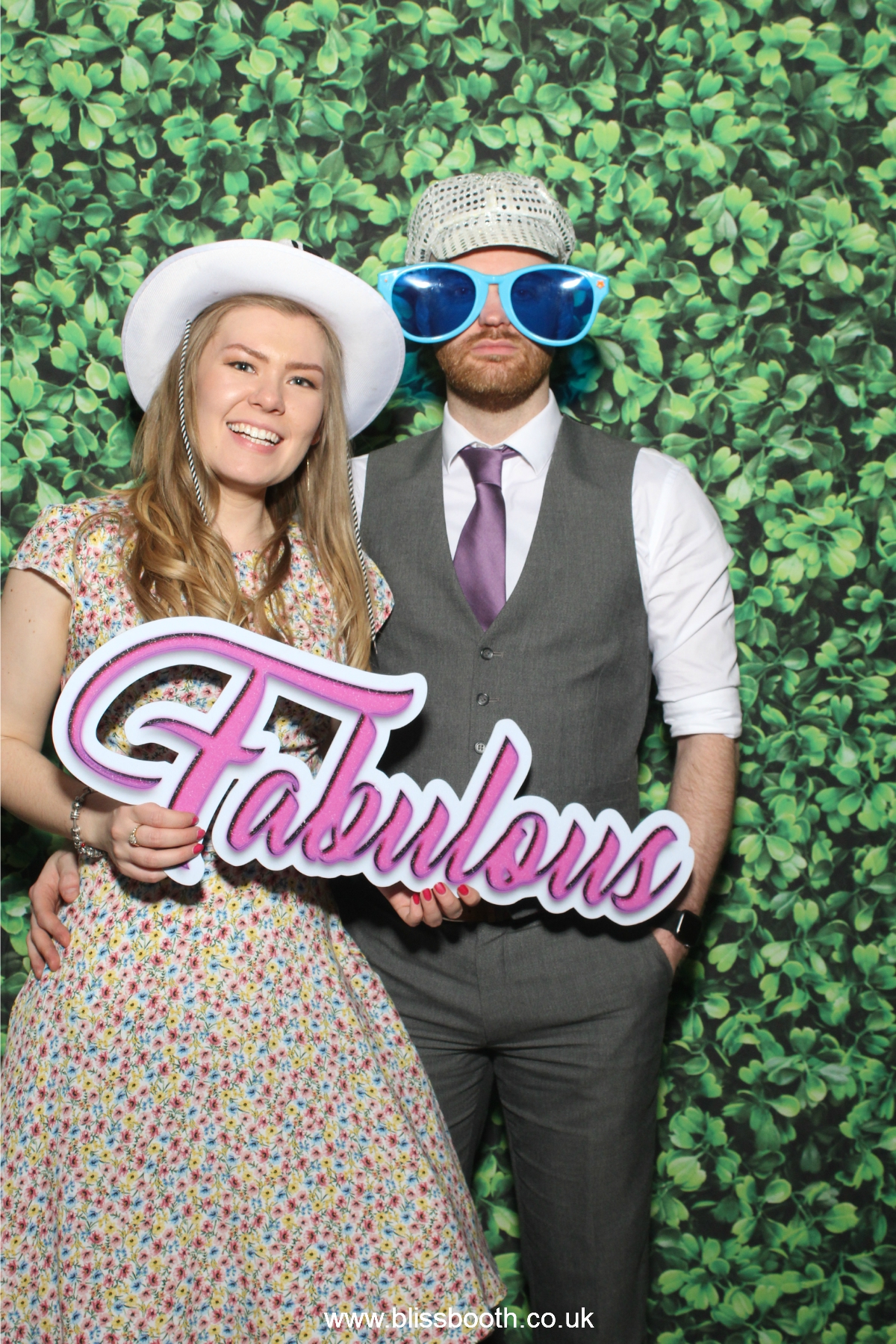 Zoe & Jamie | View more photos from the event at gallery.blissbooth.co.uk/u/BlissBooth/Zoe-Jamie