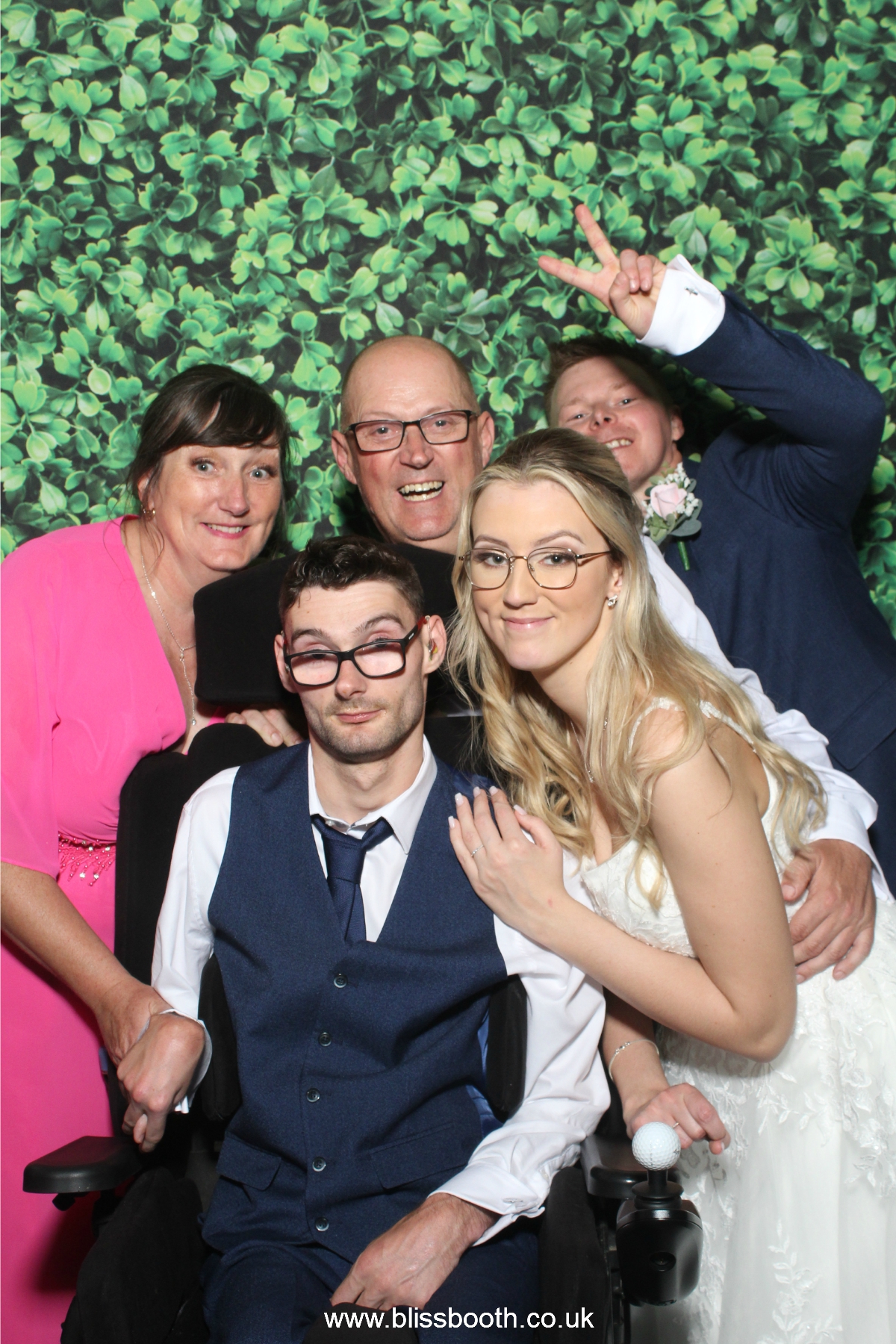 Zoe & Jamie | View more photos from the event at gallery.blissbooth.co.uk/u/BlissBooth/Zoe-Jamie