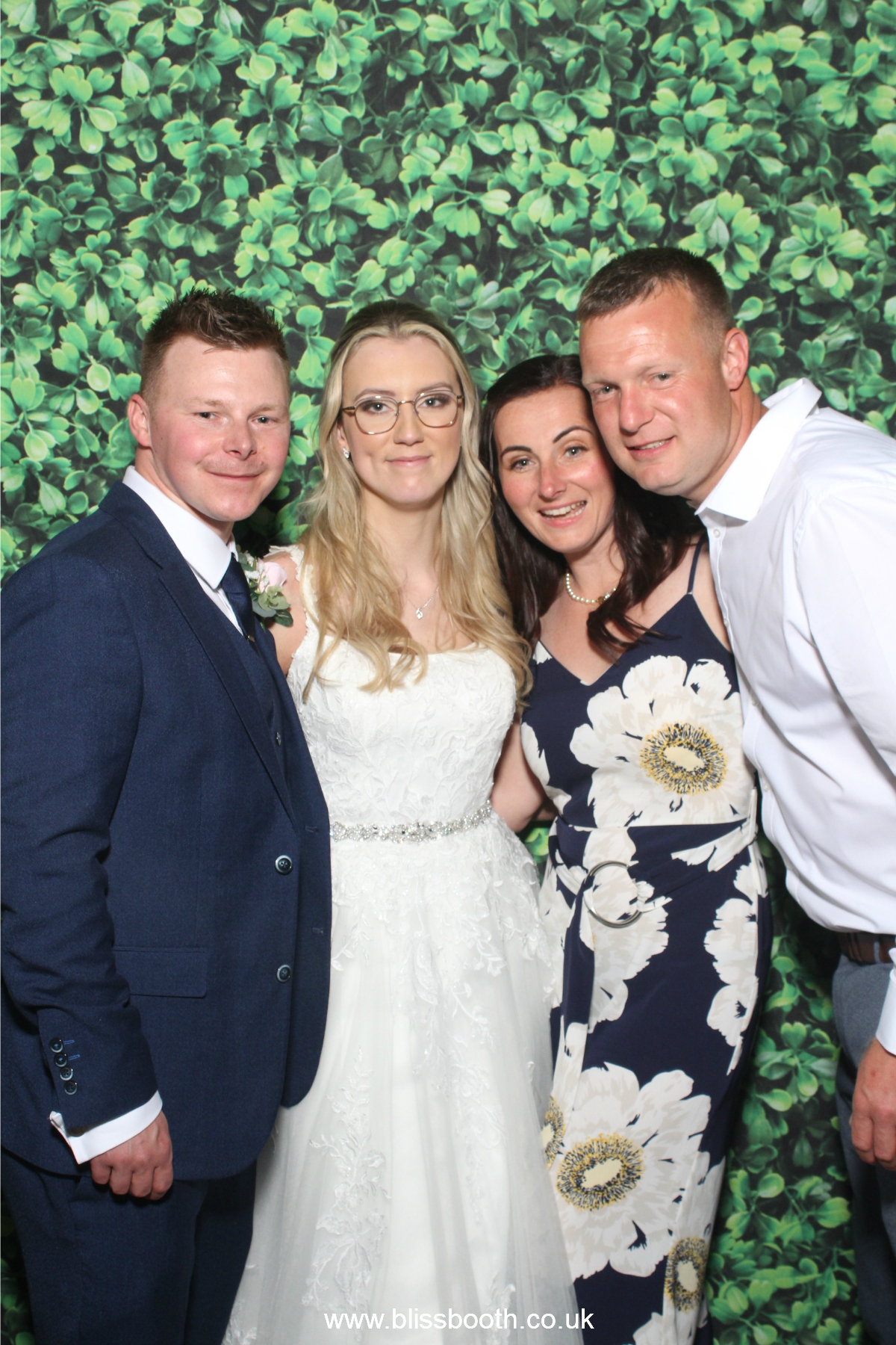 Zoe & Jamie | View more photos from the event at gallery.blissbooth.co.uk/u/BlissBooth/Zoe-Jamie