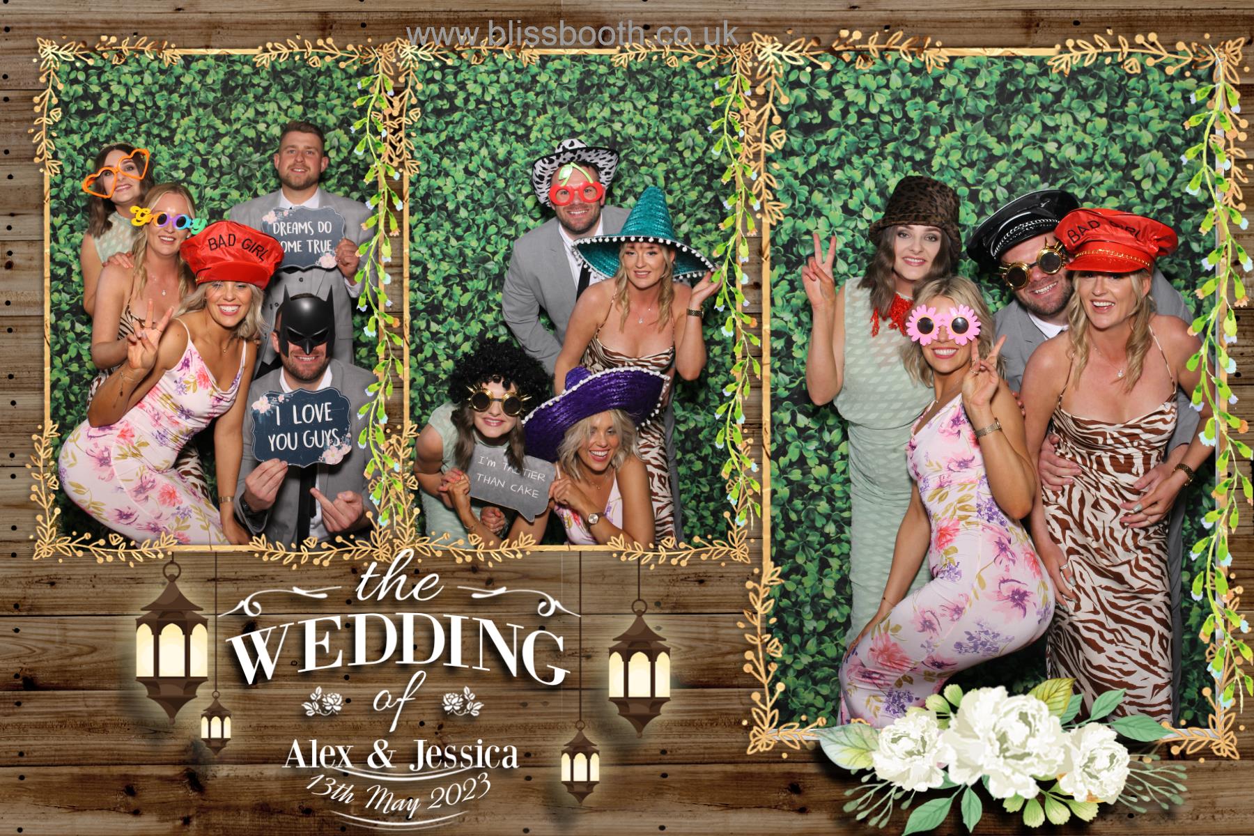 Alex & Jessica | View more photos from the event at gallery.blissbooth.co.uk/u/BlissBooth/Alex-Jessica