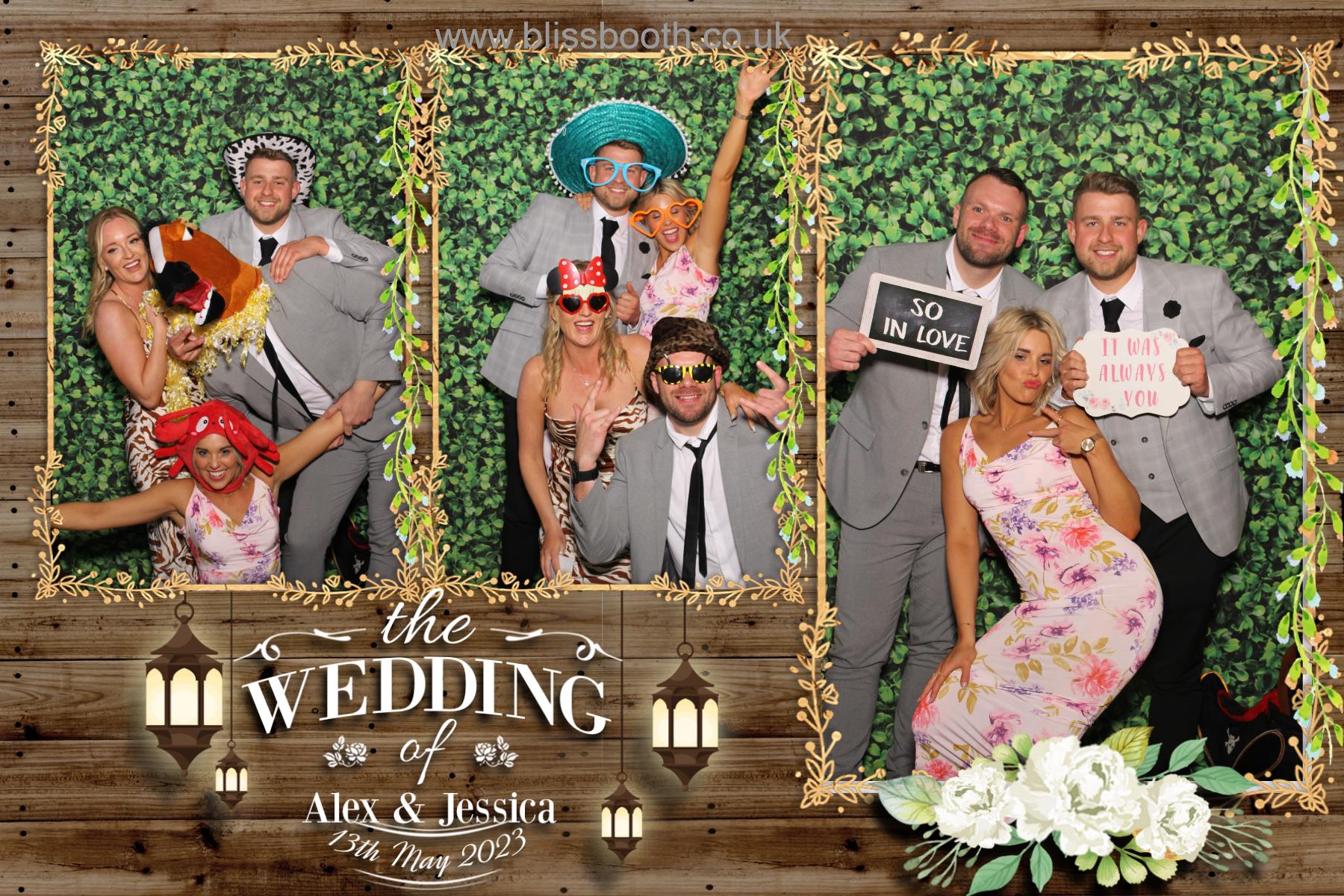 Alex & Jessica | View more photos from the event at gallery.blissbooth.co.uk/u/BlissBooth/Alex-Jessica