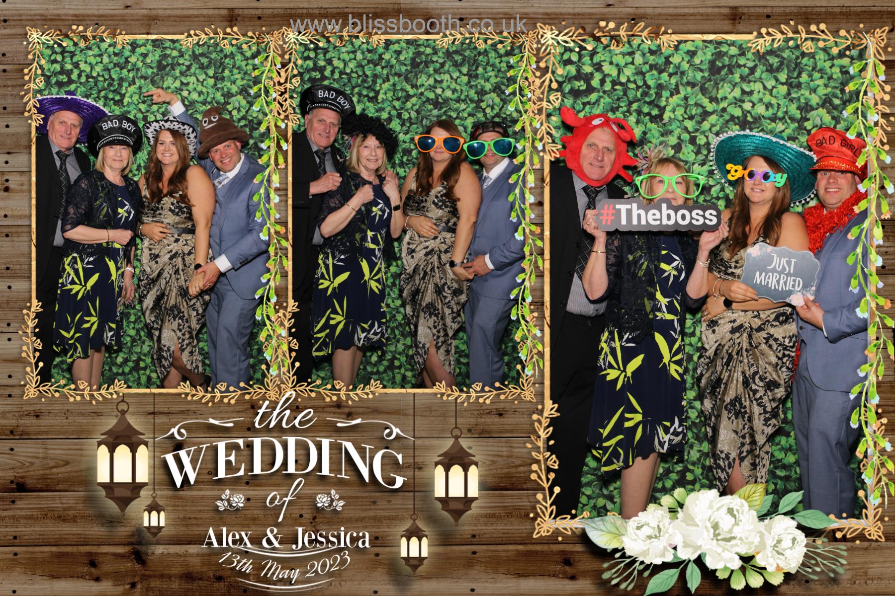 Alex & Jessica | View more photos from the event at gallery.blissbooth.co.uk/u/BlissBooth/Alex-Jessica
