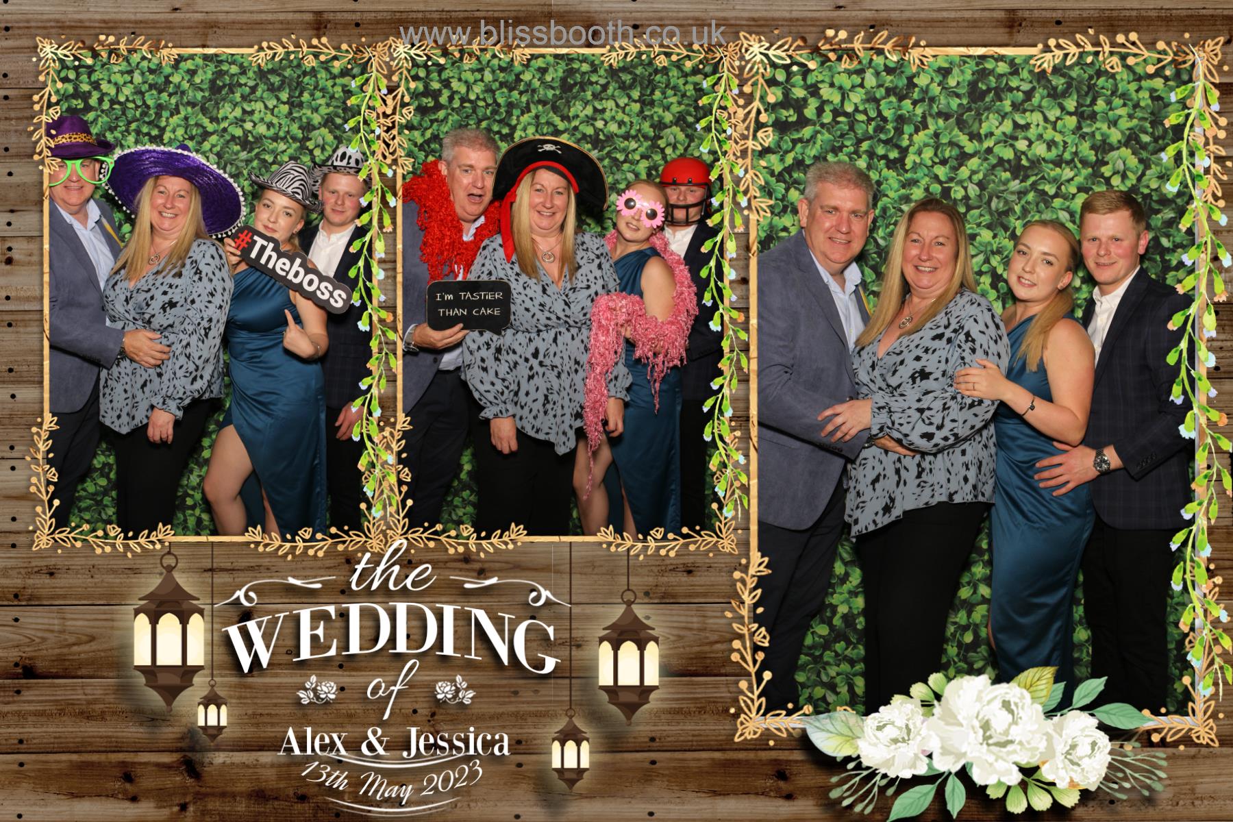 Alex & Jessica | View more photos from the event at gallery.blissbooth.co.uk/u/BlissBooth/Alex-Jessica