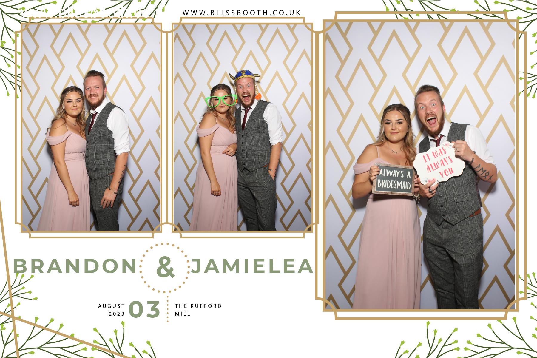 Brandon and Jamielea | View more photos from the event at gallery.blissbooth.co.uk/u/BlissBooth/Brandon-and-Jamielea