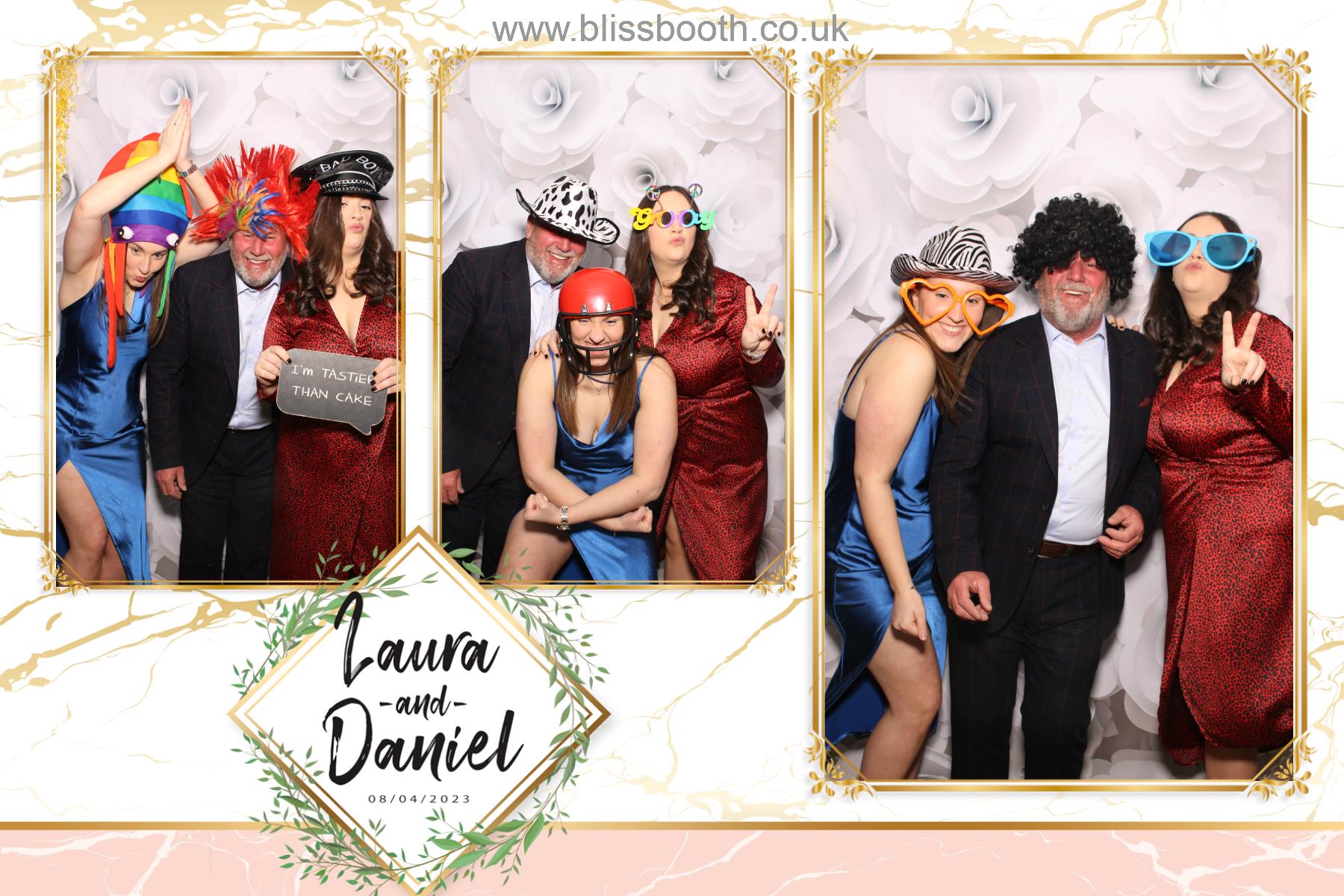 Daniel and Laura | View more photos from the event at gallery.blissbooth.co.uk/u/BlissBooth/Daniel-and-Laura